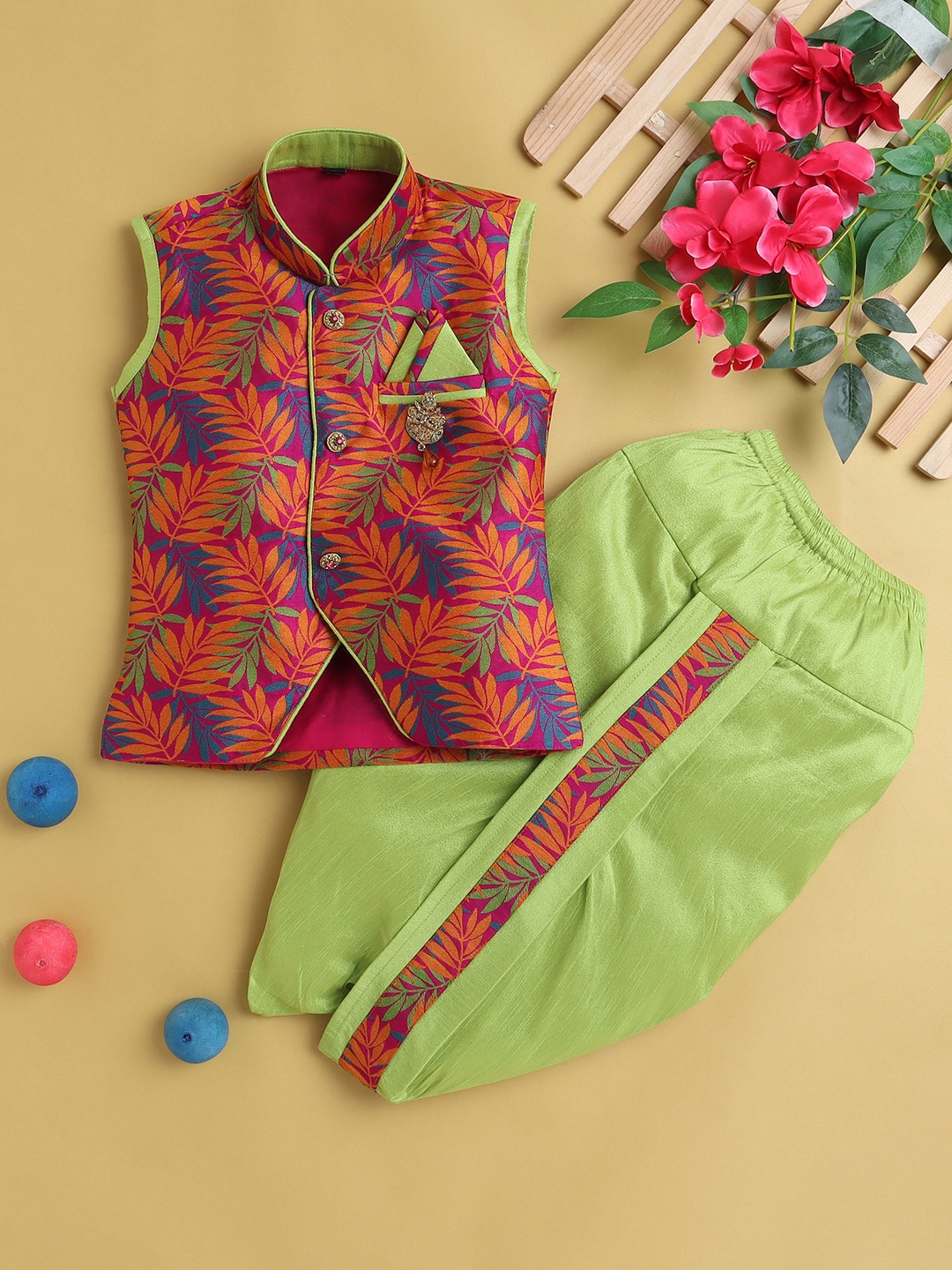 Jeetethnics Boys Floral Printed Mandarin Collar A-Line Kurta with Dhoti Pants, Green
Jeetethnics Boys Floral Printed Mandarin Collar A-Line Kurta with Dhoti Pants, Green