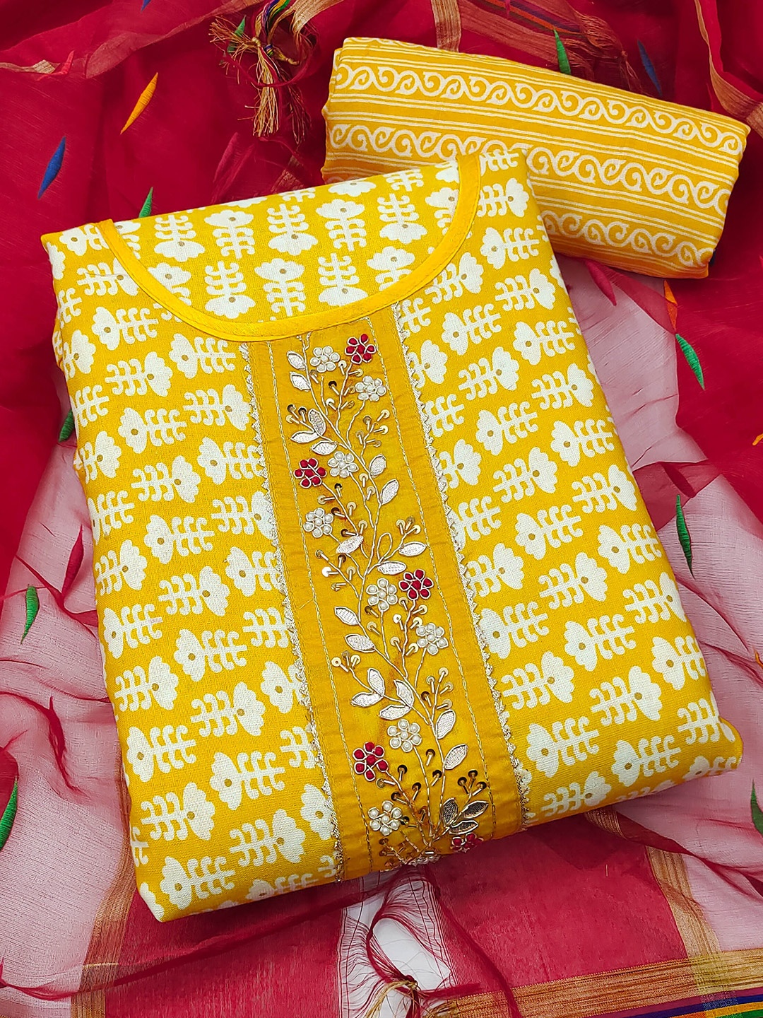MANVAA Floral Printed Beads And Stones Pure Cotton Unstitched Dress Material, Yellow
MANVAA Floral Printed Beads And Stones Pure Cotton Unstitched Dress Material, Yellow