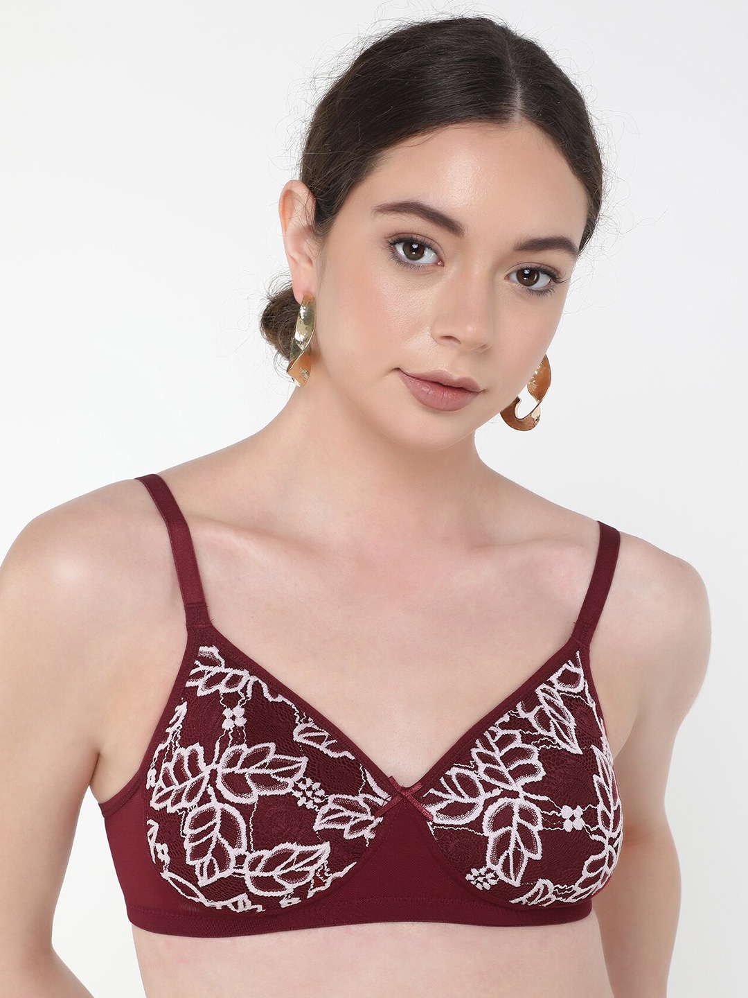 LULU & SKY Floral Printed Medium Coverage Lightly Padded Bra with All Day Comfort, Maroon
LULU & SKY Floral Printed Medium Coverage Lightly Padded Bra with All Day Comfort, Maroon