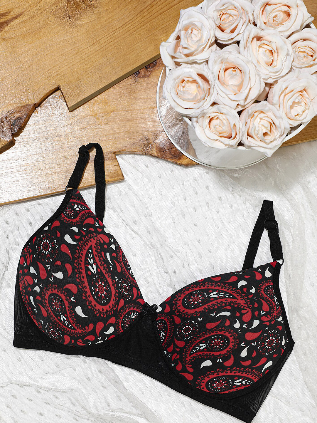 LULU & SKY Floral Printed Medium Coverage Lightly Padded Everyday Bra With All Day Comfort, Maroon
LULU & SKY Floral Printed Medium Coverage Lightly Padded Everyday Bra With All Day Comfort, Maroon