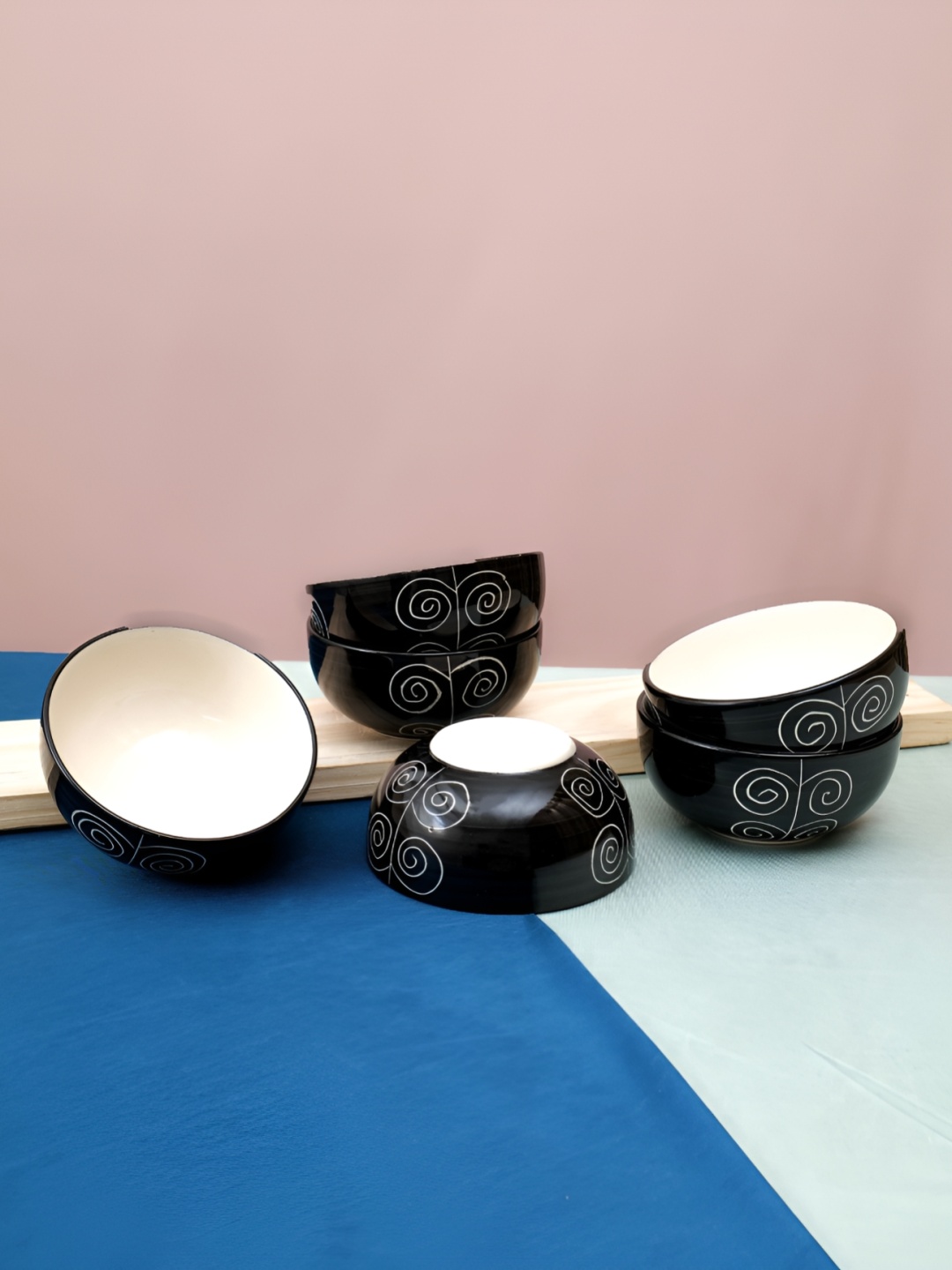 

ARTYSTA BEAUTIFYING LIVES Black & White 6 Pieces Printed Ceramic Glossy Bowls