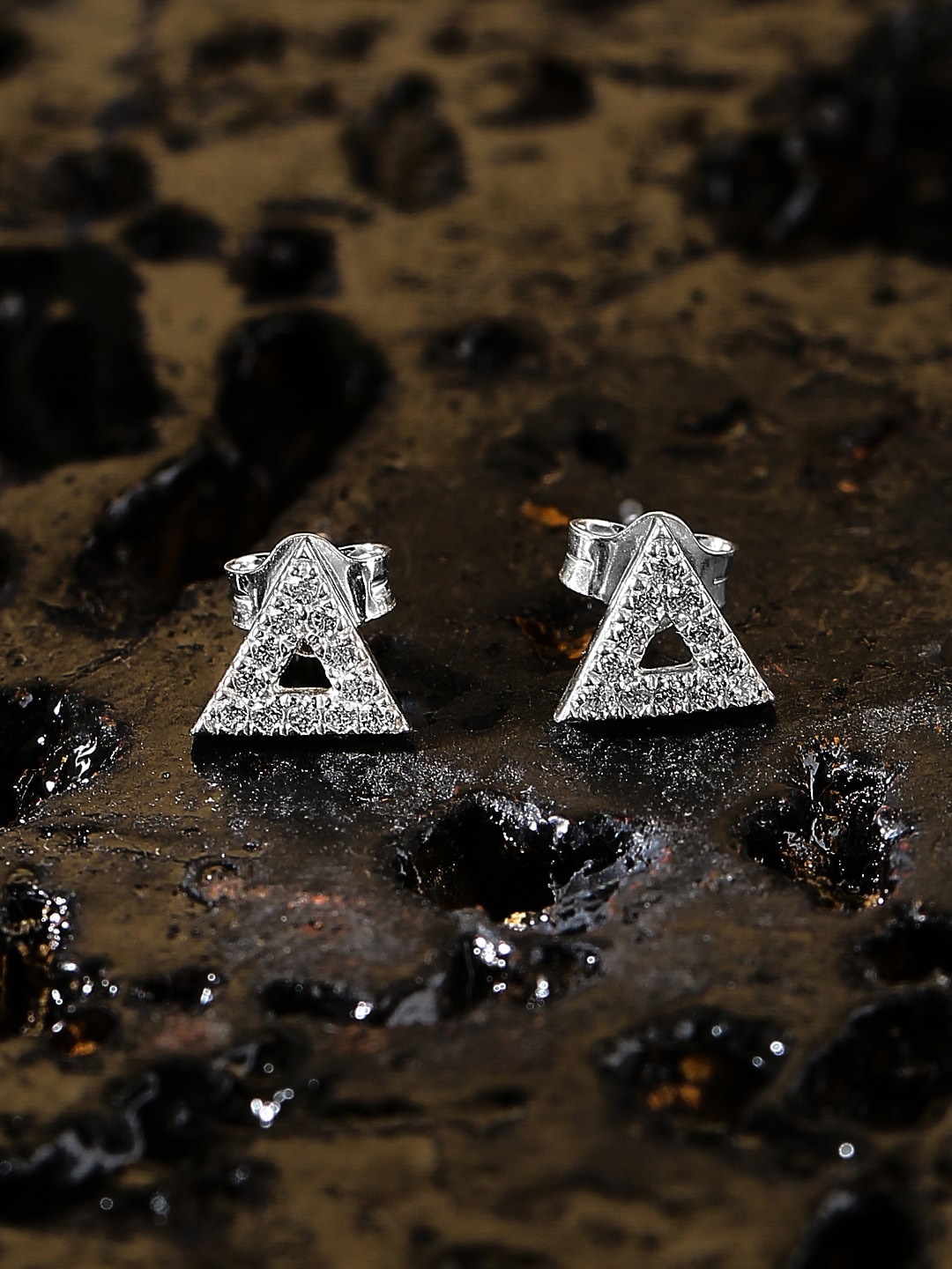 ZORD Men Silver -Plated 925 Sterling Silver Cubic Zirconia Studded Geometric Shaped Studs
ZORD Men Silver -Plated 925 Sterling Silver Cubic Zirconia Studded Geometric Shaped Studs