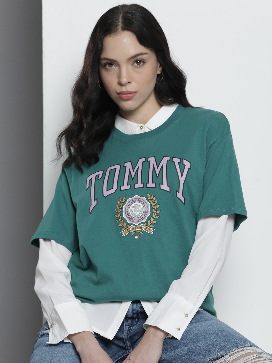 Tommy Hilfiger Brand Logo Printed Drop-Shoulder Sleeves Pure Cotton Relaxed T-shirt, Teal
Tommy Hilfiger Brand Logo Printed Drop-Shoulder Sleeves Pure Cotton Relaxed T-shirt, Teal