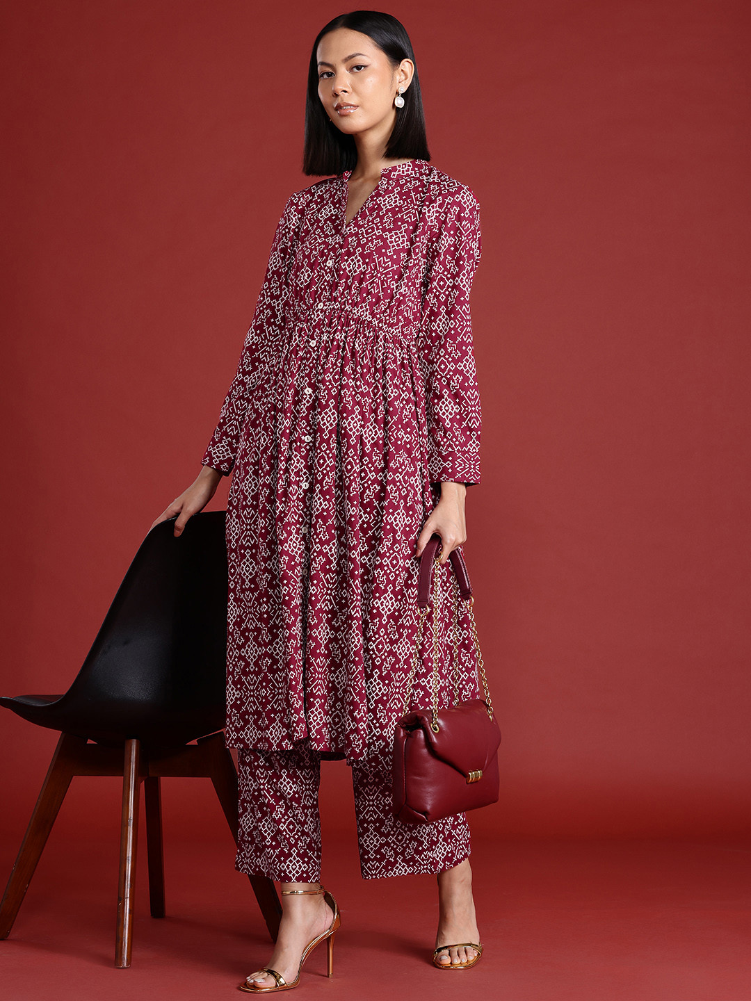 all about you Women Ethnic Motifs Print Pleated Kurta with Trousers, Maroon
all about you Women Ethnic Motifs Print Pleated Kurta with Trousers, Maroon