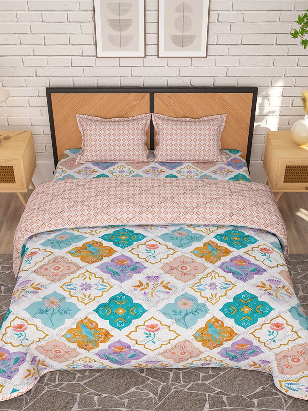 Story@home Teal & White 4 Pieces Ethnic Printed Microfiber Double Queen Bedding Set
Story@home Teal & White 4 Pieces Ethnic Printed Microfiber Double Queen Bedding Set