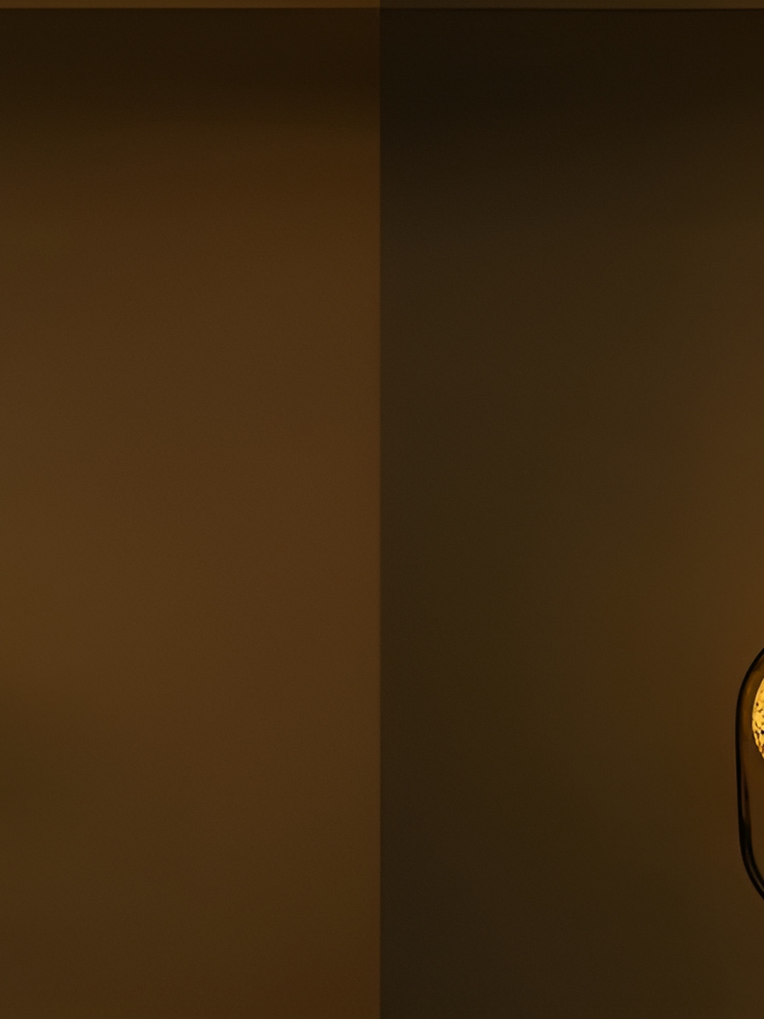 Afast White Textured Glass Ceiling Lamp
Afast White Textured Glass Ceiling Lamp