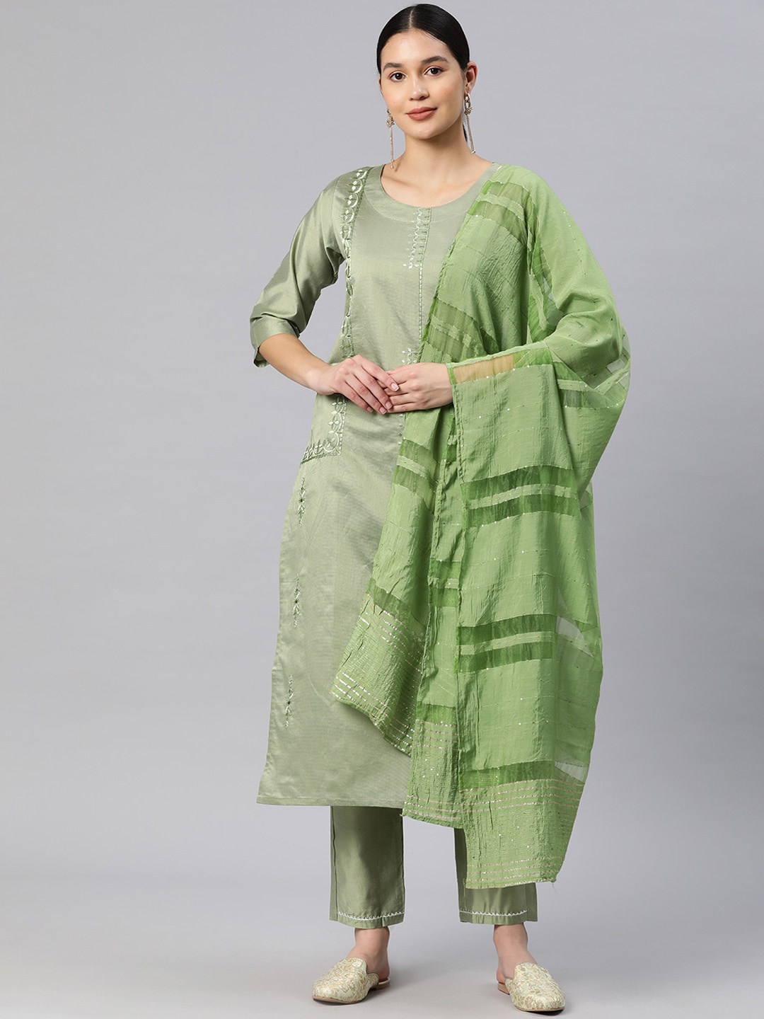 Mitera Geometric Embroidered Regular Thread Work Kurta With Trousers & Dupatta, Green
Mitera Geometric Embroidered Regular Thread Work Kurta With Trousers & Dupatta, Green