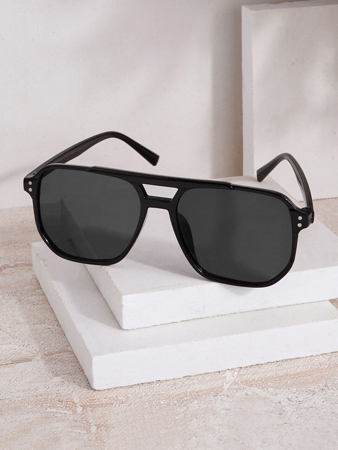 JOKER & WITCH Unisex Aviator Sunglasses with UV Protected Lens JWSG131, Black
JOKER & WITCH Unisex Aviator Sunglasses with UV Protected Lens JWSG131, Black