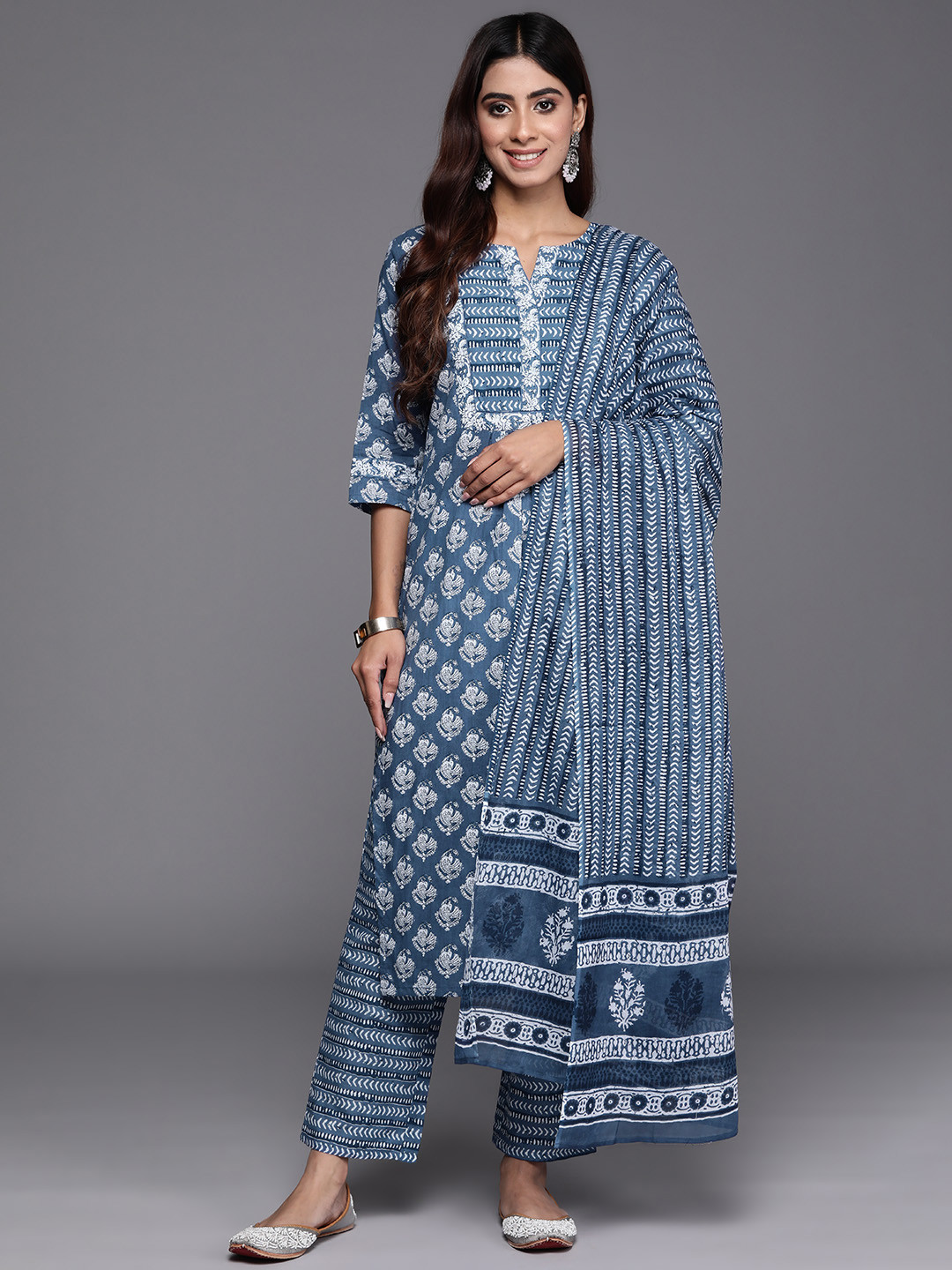 Libas Women Ethnic Motifs Printed Regular Pure Cotton Kurta with Trousers & Dupatta, Blue
Libas Women Ethnic Motifs Printed Regular Pure Cotton Kurta with Trousers & Dupatta, Blue