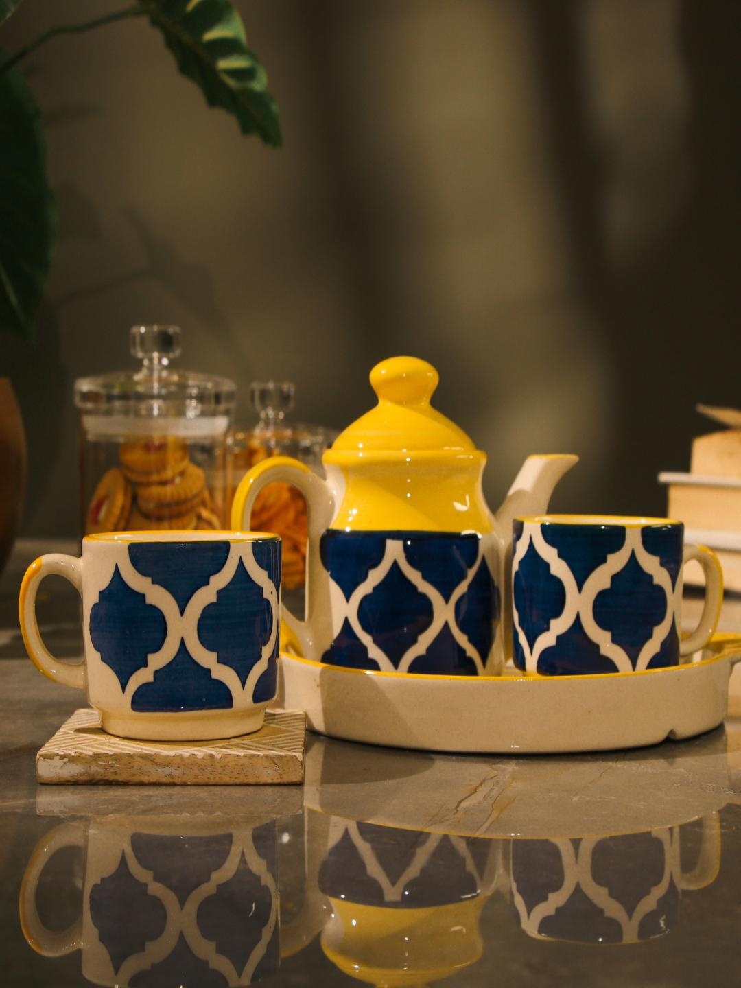 The Decor Mart White & Blue 4 Pieces Painted Textured Ceramic Glossy Kettle Set
The Decor Mart White & Blue 4 Pieces Painted Textured Ceramic Glossy Kettle Set