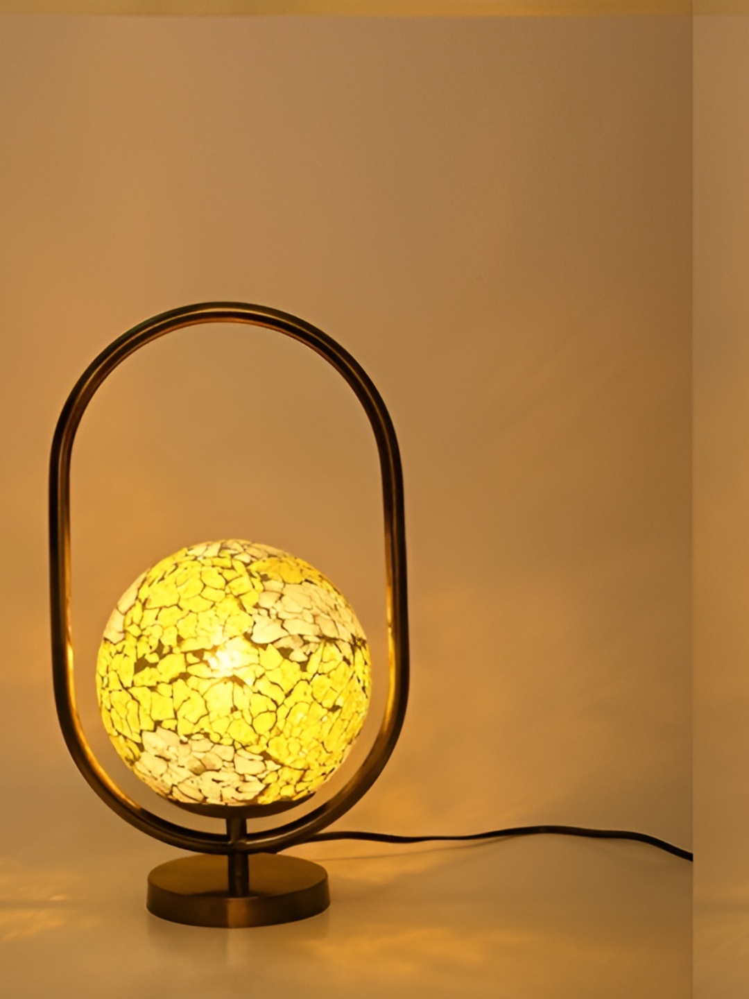 Afast Yellow & Black 2 Pcs Metal Textured Spherical Table Lamps with Adjustable Cord
Afast Yellow & Black 2 Pcs Metal Textured Spherical Table Lamps with Adjustable Cord