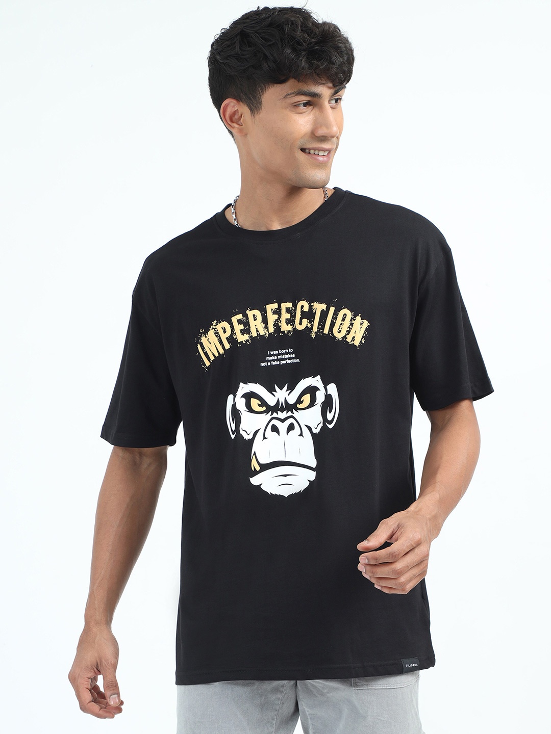 SILISOUL Graphic Printed Drop-Shoulder Sleeves Pure Cotton Oversized Bio Finish T-shirt, Black
SILISOUL Graphic Printed Drop-Shoulder Sleeves Pure Cotton Oversized Bio Finish T-shirt, Black