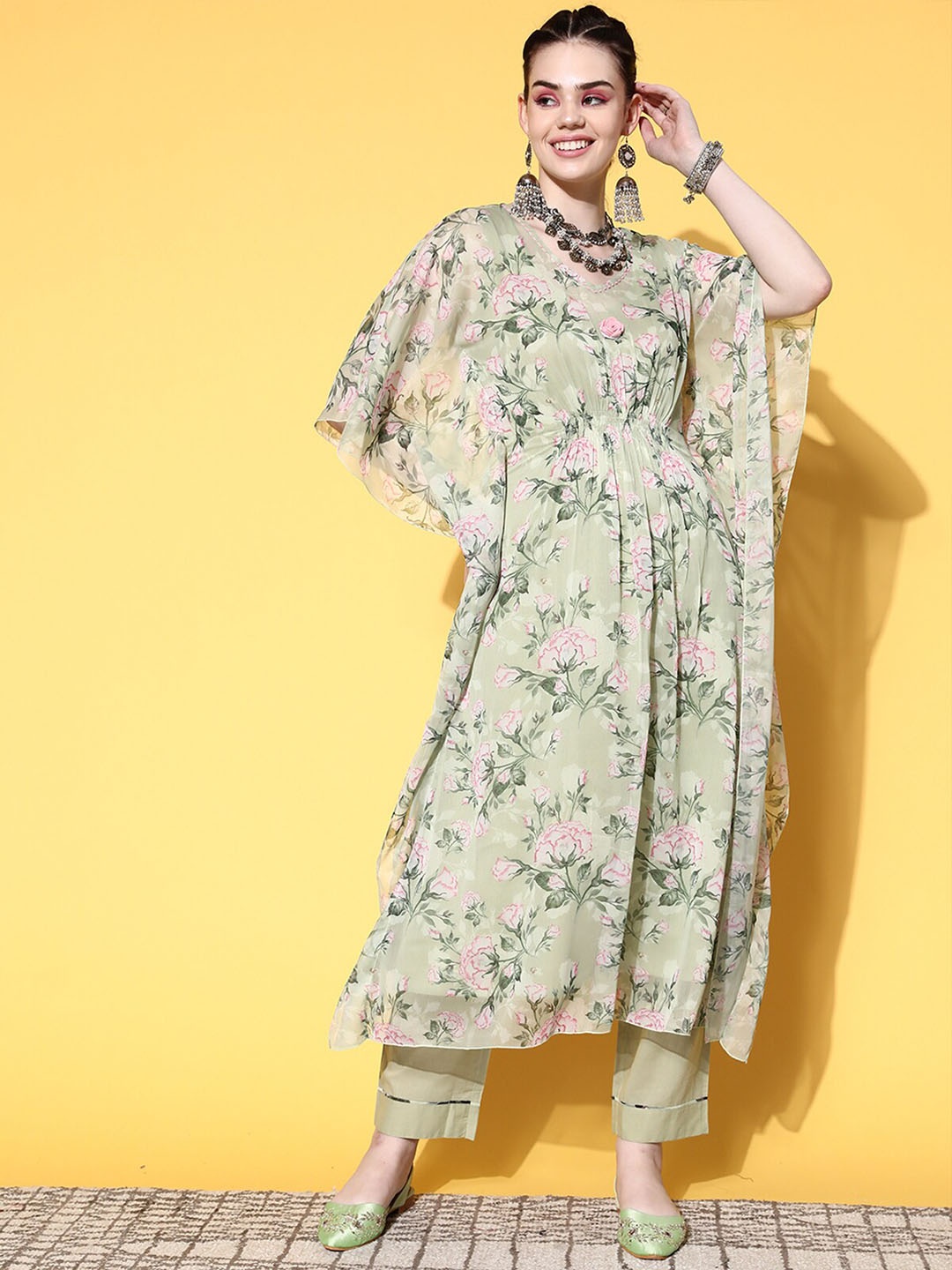 ODETTE Floral Printed V-Neck Flared Sleeve Georgette Fusion Kaftan Kurta with Trousers, Green
ODETTE Floral Printed V-Neck Flared Sleeve Georgette Fusion Kaftan Kurta with Trousers, Green