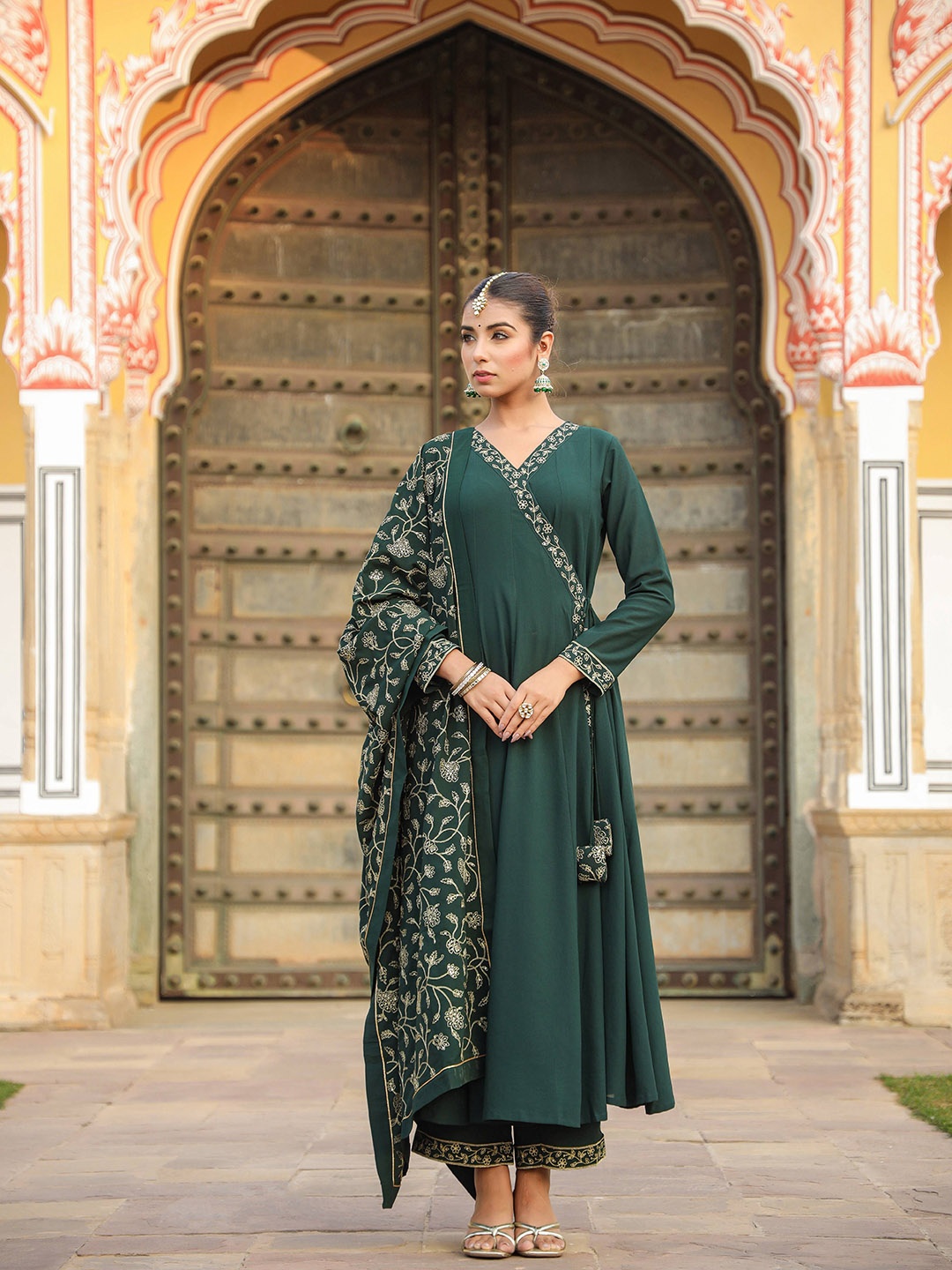 AHIKA Ethnic Motif Embroidered Angrakha Thread Work Anarkali Kurta & Trousers With Dupatta, Green
AHIKA Ethnic Motif Embroidered Angrakha Thread Work Anarkali Kurta & Trousers With Dupatta, Green