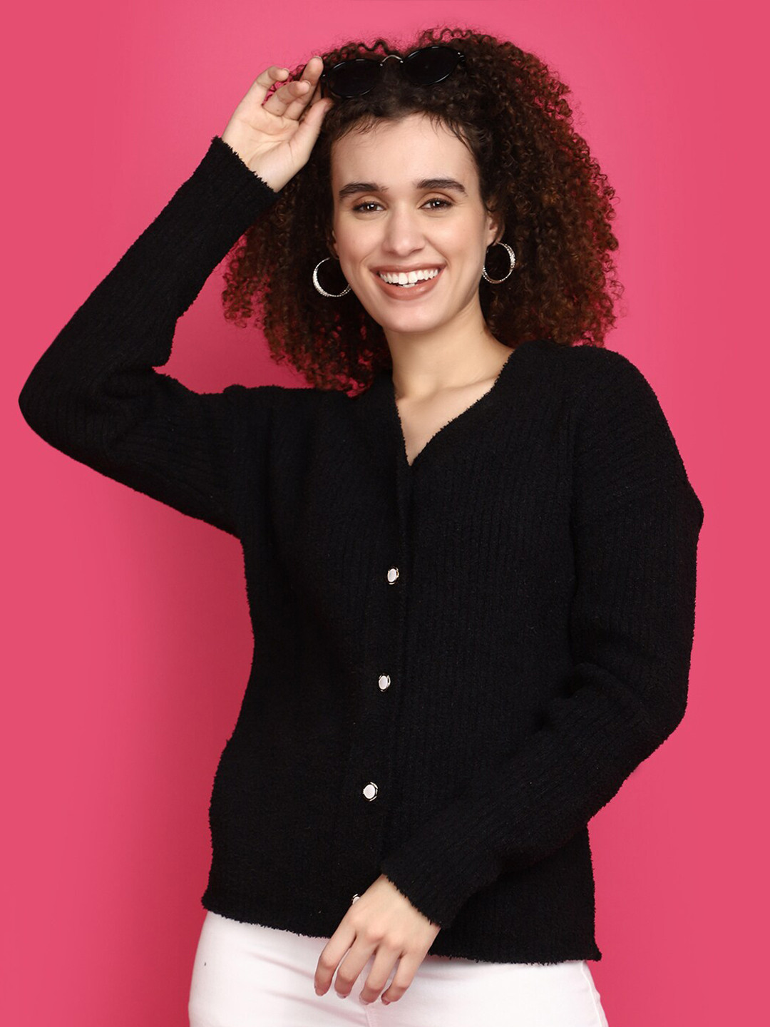 V-Mart V-Neck Front Open Sweatshirt, Black
V-Mart V-Neck Front Open Sweatshirt, Black