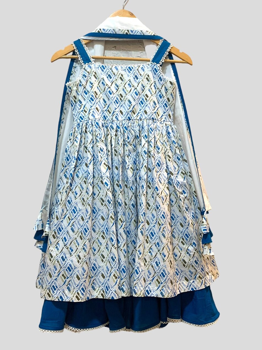 BAESD Geometric Printed Pure Cotton A-Line Kurta With Sharara & Dupatta, Blue
BAESD Geometric Printed Pure Cotton A-Line Kurta With Sharara & Dupatta, Blue