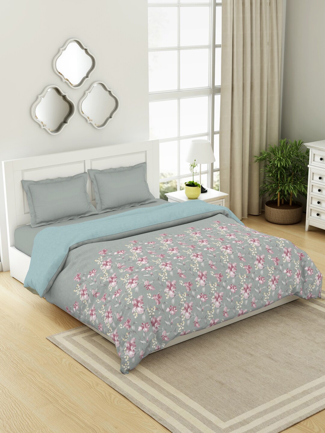 SPACES Bohemia Grey & Blue Floral Pure Cotton AC Room Double Bed Quilt
SPACES Bohemia Grey & Blue Floral Pure Cotton AC Room Double Bed Quilt