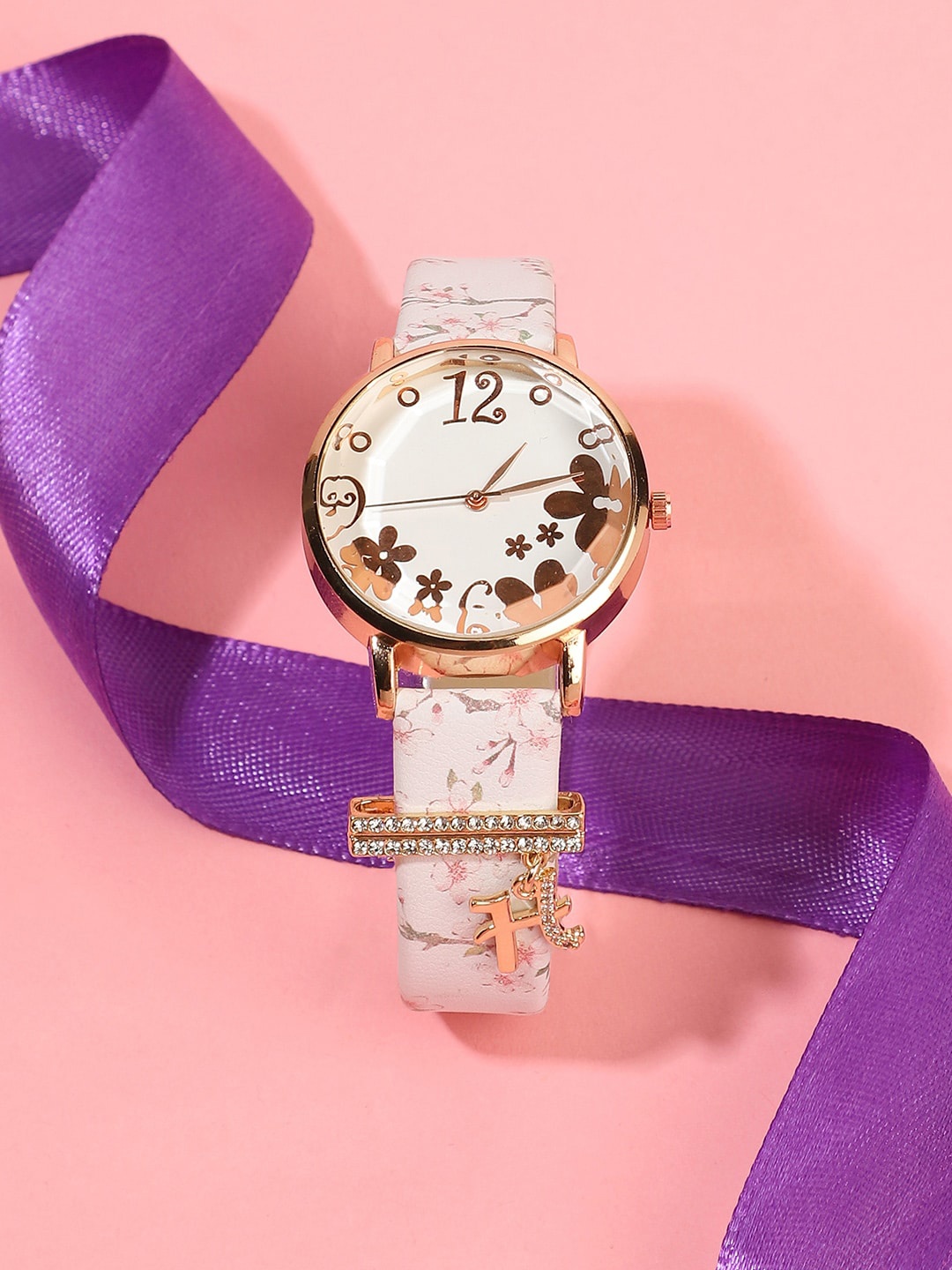 HAUTE SAUCE by Campus Sutra Women Analog Watch With H Liberty Initial Watch Charm, White
HAUTE SAUCE by Campus Sutra Women Analog Watch With H Liberty Initial Watch Charm, White