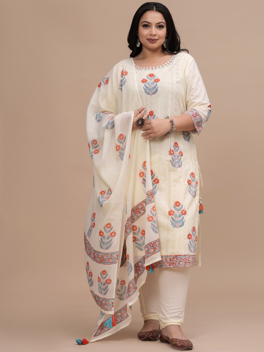 BAESD Ethnic Motifs Printed Regular Mirror Work Pure Cotton Kurta With Trousers & Dupatta, White
BAESD Ethnic Motifs Printed Regular Mirror Work Pure Cotton Kurta With Trousers & Dupatta, White