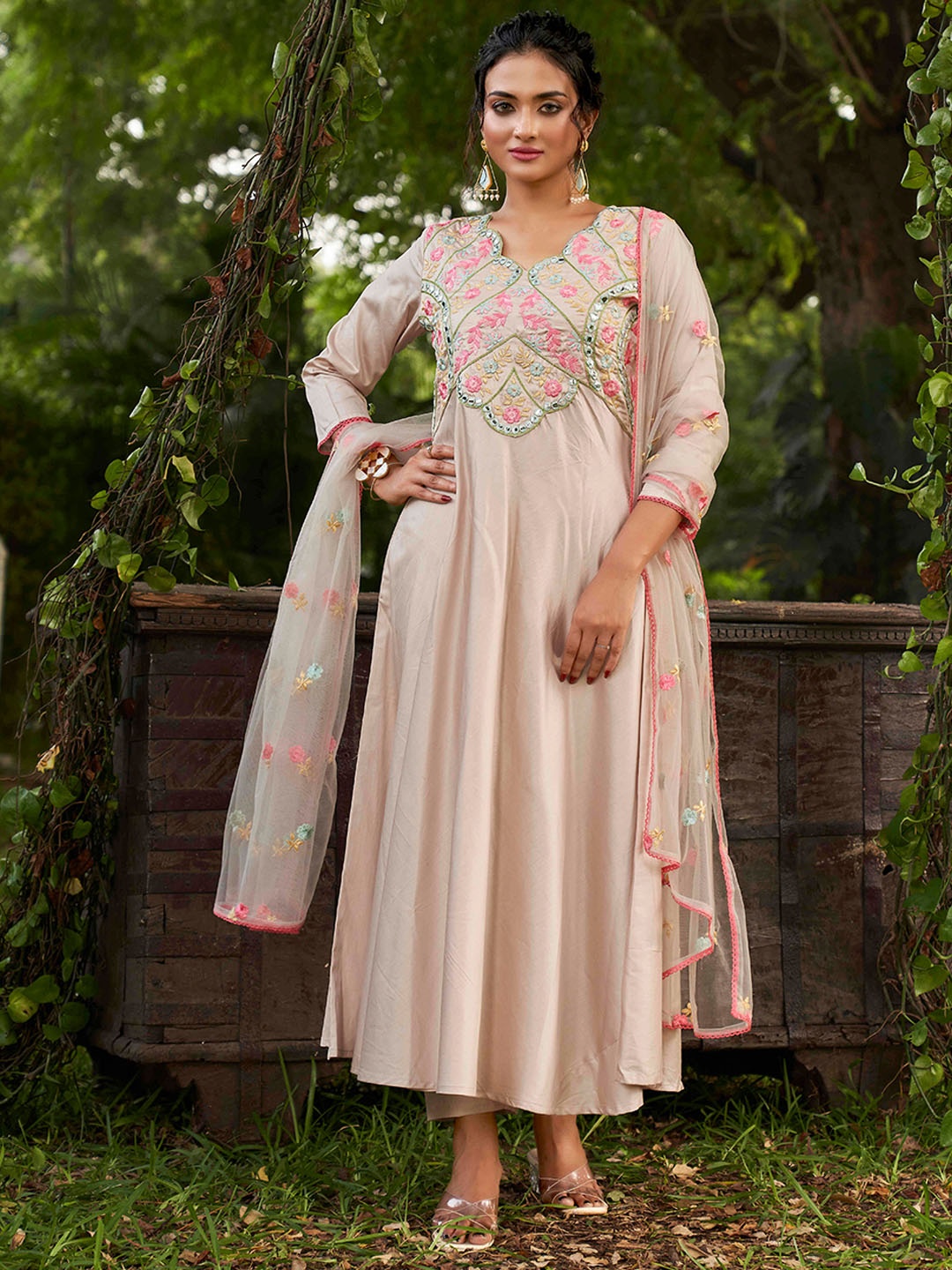 Tikhi Imli Floral Yoke Embroidered Mirror Work Anarkali Kurta & Trousers With Dupatta, Beige
Tikhi Imli Floral Yoke Embroidered Mirror Work Anarkali Kurta & Trousers With Dupatta, Beige