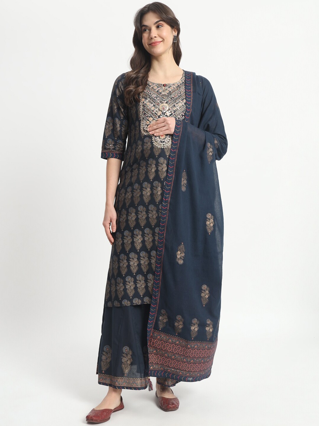 mumzhug Ethnic Embroidered Gotta Patti Pure Cotton Maternity Kurta with Sharara & Dupatta, Blue
mumzhug Ethnic Embroidered Gotta Patti Pure Cotton Maternity Kurta with Sharara & Dupatta, Blue