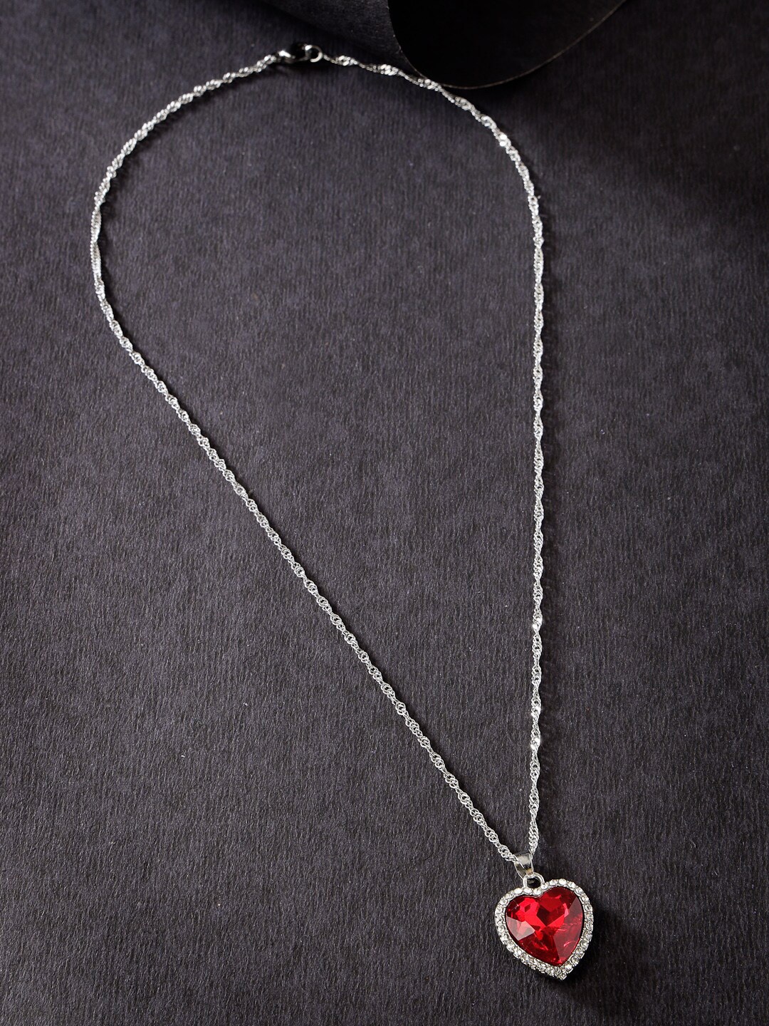 Scintillare By Sukkhi Rhodium-Plated Crystal-Studded & Heart-Charm Pendant With Chain, Silver
Scintillare By Sukkhi Rhodium-Plated Crystal-Studded & Heart-Charm Pendant With Chain, Silver