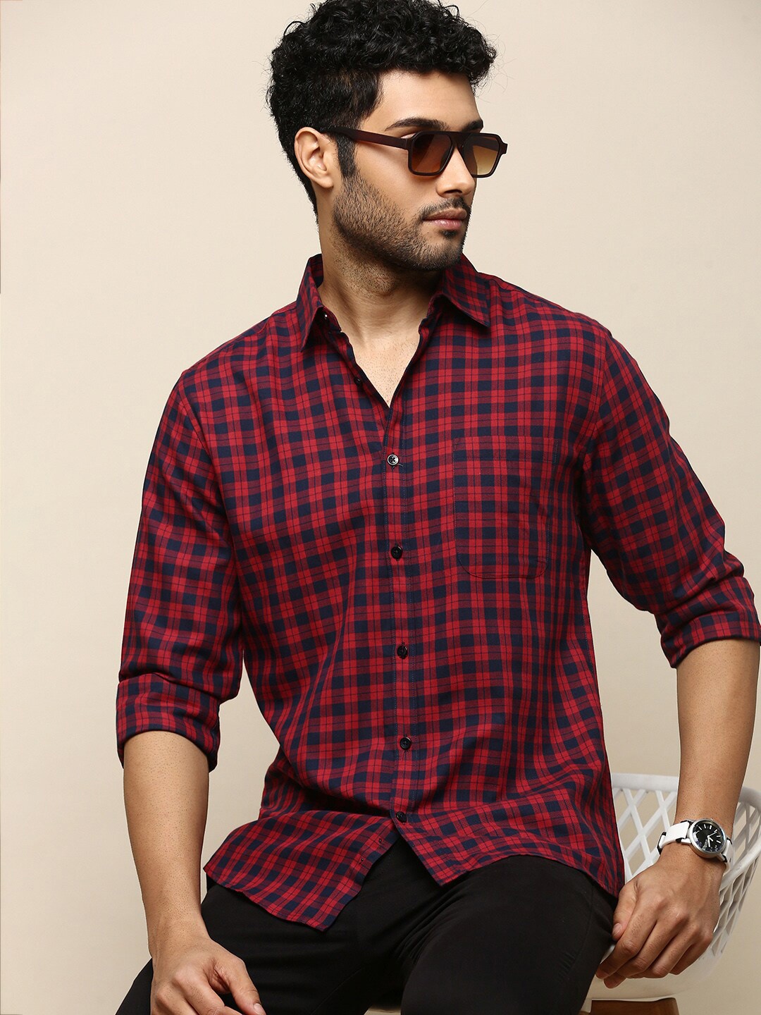 INVICTUS Sport Slim Fit Checked Spread Collar Twill Weave Cotton Casual Shirt, Navy blue
INVICTUS Sport Slim Fit Checked Spread Collar Twill Weave Cotton Casual Shirt, Navy blue