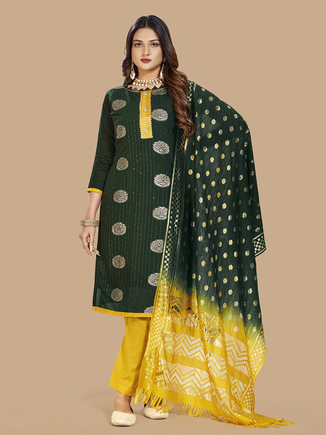 MANVAA Ethnic Motifs Jacquard Woven Design Gotta Patti Detailed Unstitched Dress Material, Green
MANVAA Ethnic Motifs Jacquard Woven Design Gotta Patti Detailed Unstitched Dress Material, Green
