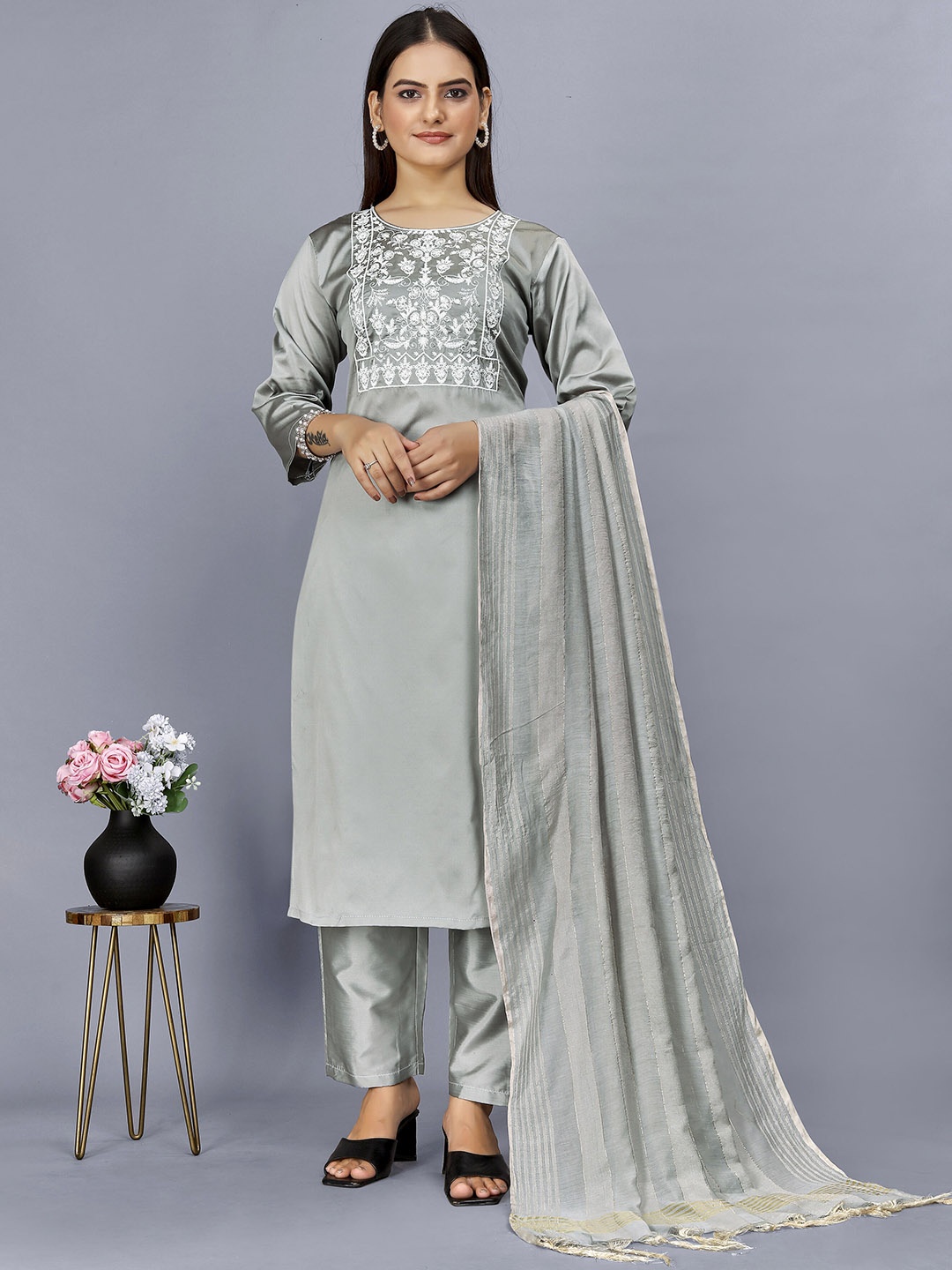 AMRUTVARSHA CREATION Embroidered Thread Work Round Neck Kurta With Palazzos And Dupatta, Grey
AMRUTVARSHA CREATION Embroidered Thread Work Round Neck Kurta With Palazzos And Dupatta, Grey