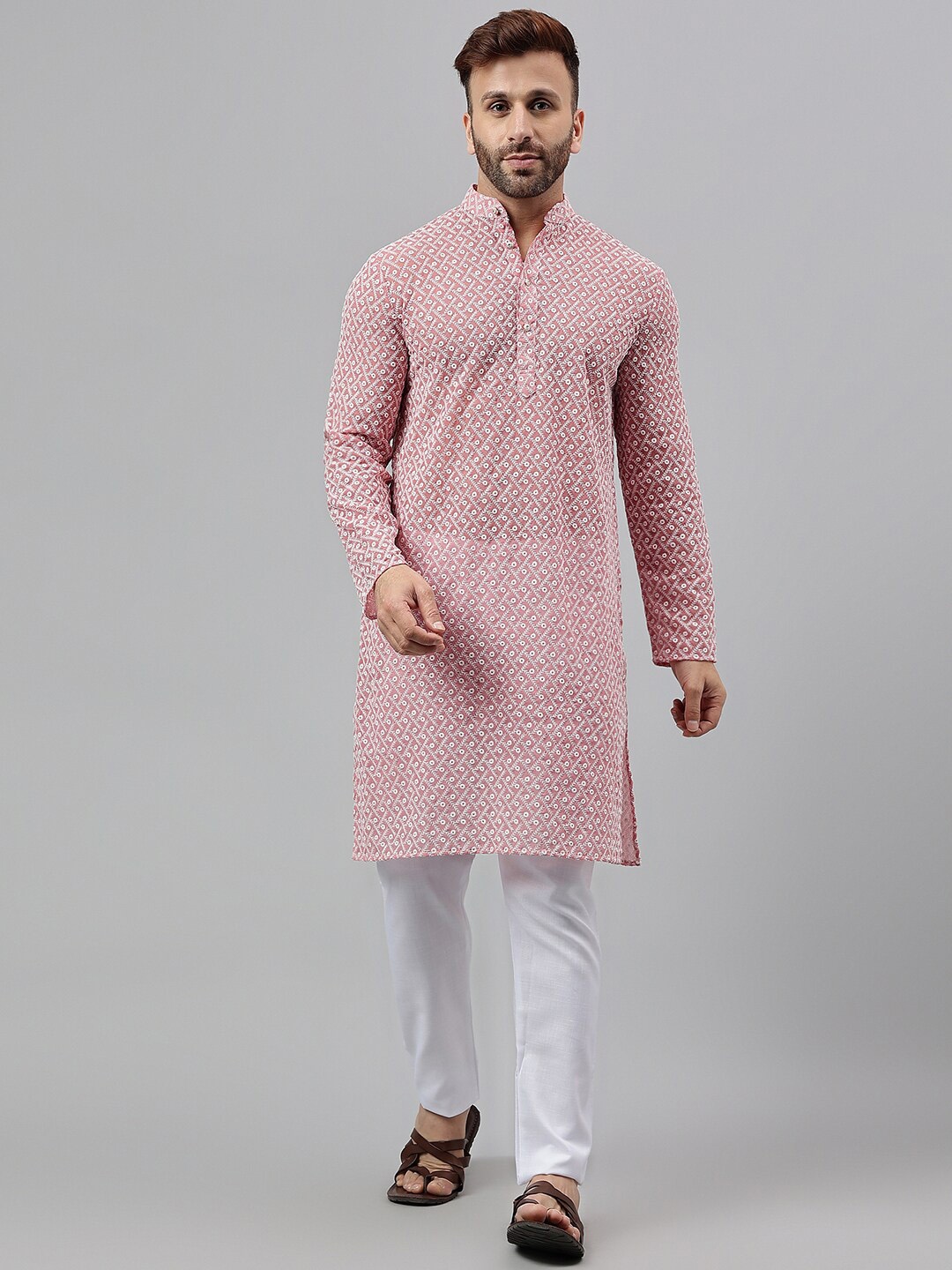 hangup plus Floral Embroidered Sequin Mandarin Collar Straight Kurta with Pyjamas, Pink
hangup plus Floral Embroidered Sequin Mandarin Collar Straight Kurta with Pyjamas, Pink
