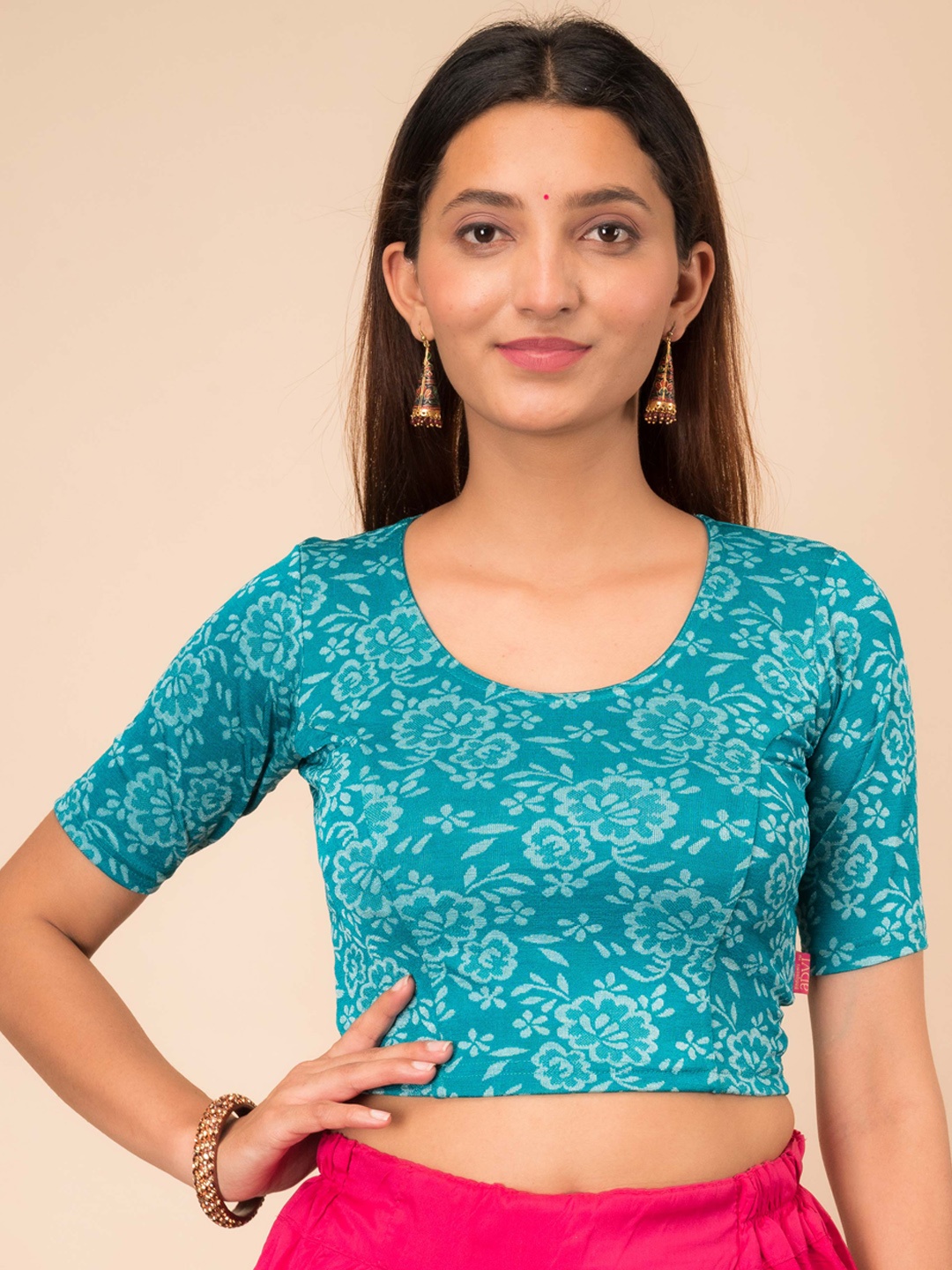 Bindigasm's Advi Floral Woven Design Jacquard Stretchable Saree Blouse, Turquoise blue
Bindigasm's Advi Floral Woven Design Jacquard Stretchable Saree Blouse, Turquoise blue