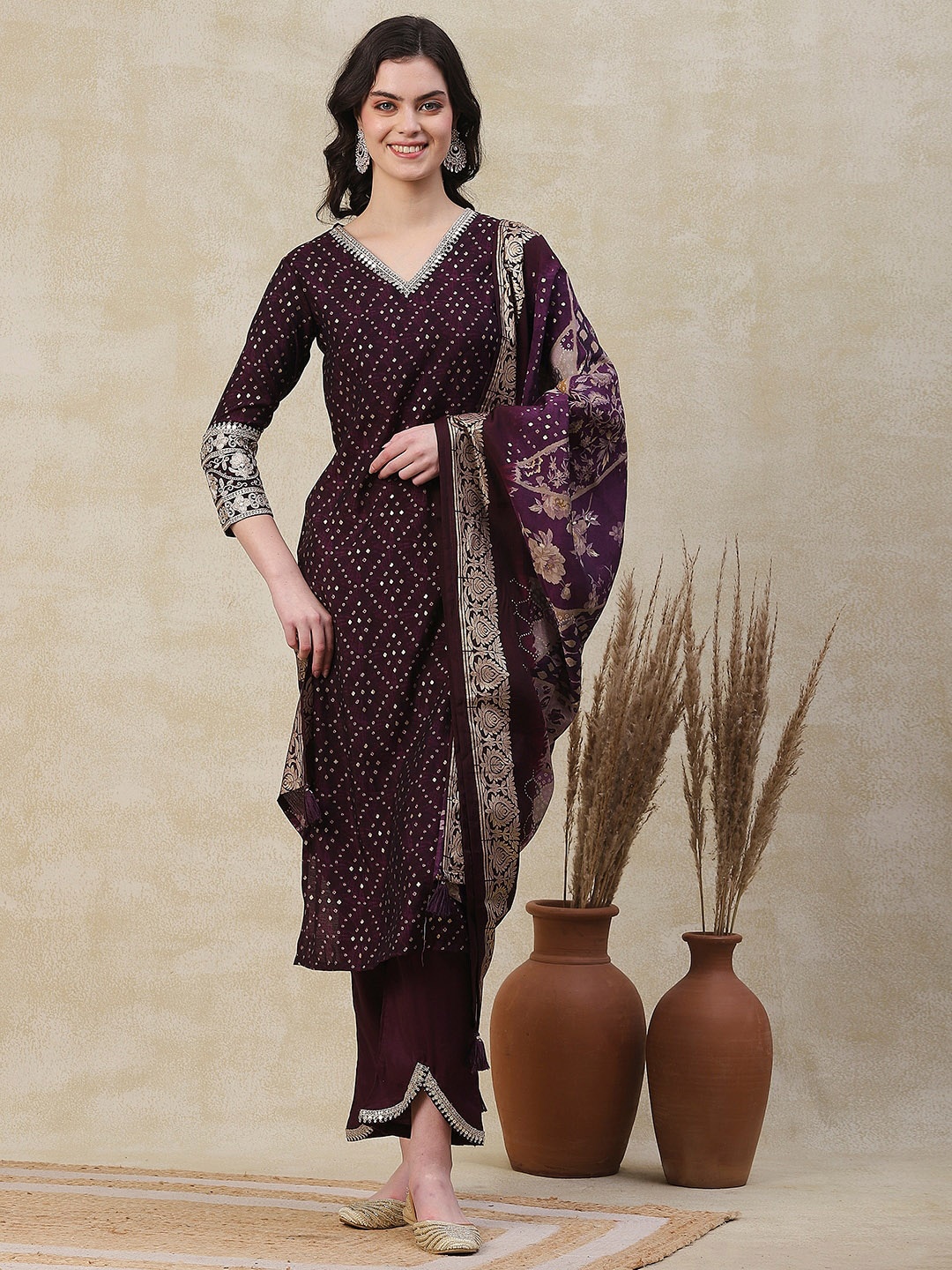 FASHOR Ethnic Motifs Printed Zari Dori Straight Kurta with Trousers & With Dupatta, Mauve
FASHOR Ethnic Motifs Printed Zari Dori Straight Kurta with Trousers & With Dupatta, Mauve