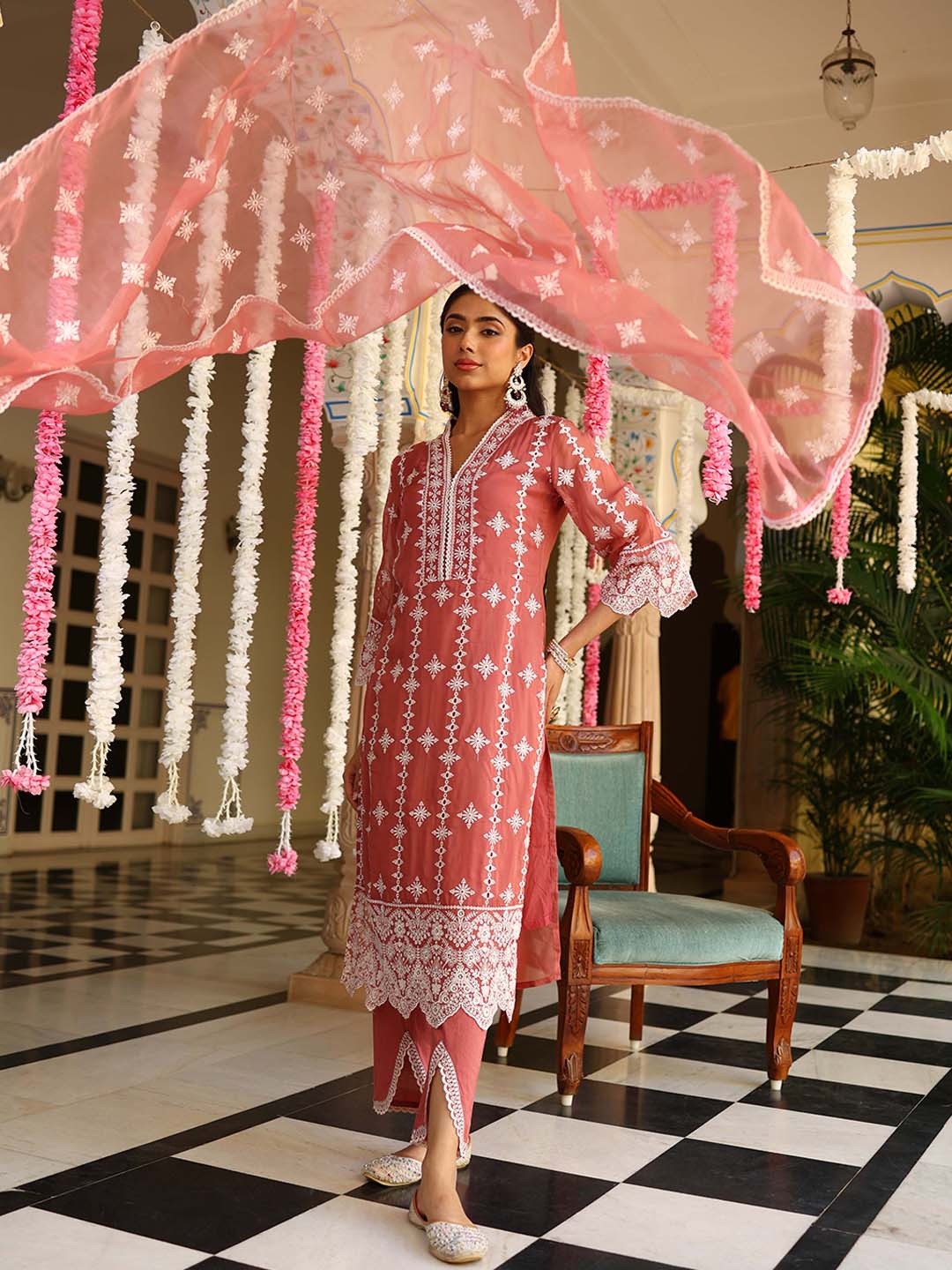 PRATAP SONS Ethnic Motifs Embroidered Regular Chikankari Kurta with Salwar & With Dupatta, Pink
PRATAP SONS Ethnic Motifs Embroidered Regular Chikankari Kurta with Salwar & With Dupatta, Pink