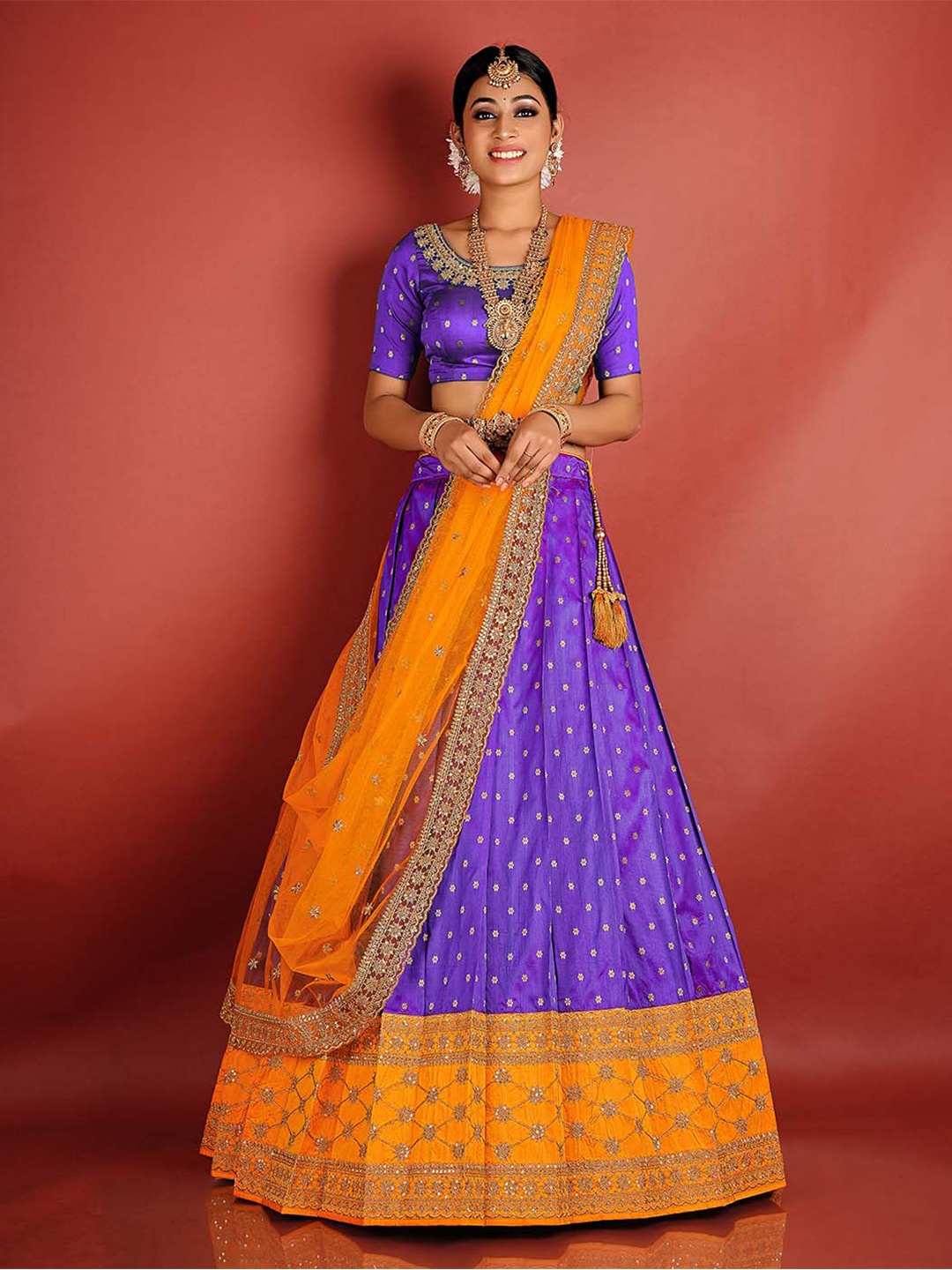 HALFSAREE STUDIO Woven Design Semi-Stitched Lehenga & Unstitched Blouse With Dupatta, Purple
HALFSAREE STUDIO Woven Design Semi-Stitched Lehenga & Unstitched Blouse With Dupatta, Purple