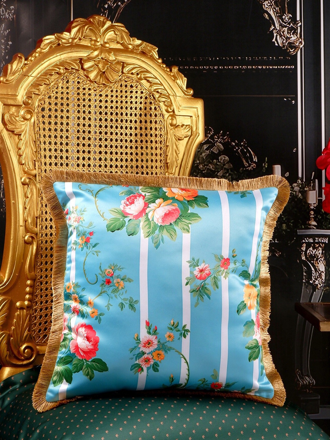 THE WHITE INK DECOR Luxury Living Green & Blue Floral Fringe Satin Square Cushion Cover
THE WHITE INK DECOR Luxury Living Green & Blue Floral Fringe Satin Square Cushion Cover