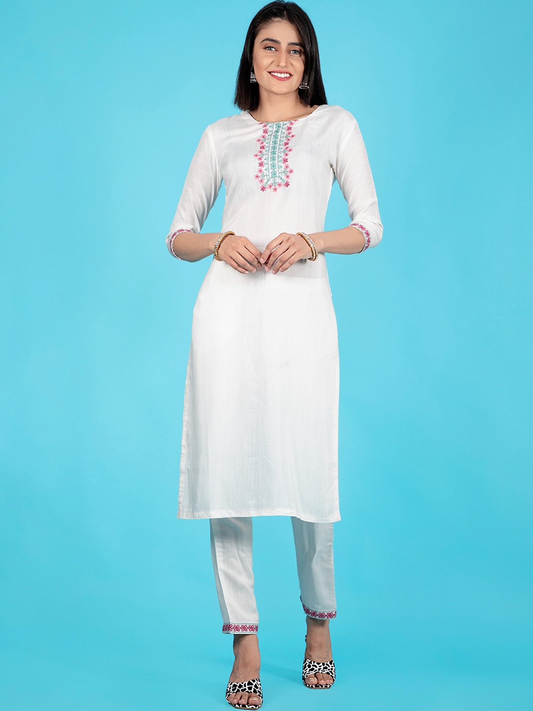 AMRUTVARSHA CREATION Floral Embroidered Round Neck A-Line Kurta With Palazzos, White
AMRUTVARSHA CREATION Floral Embroidered Round Neck A-Line Kurta With Palazzos, White
