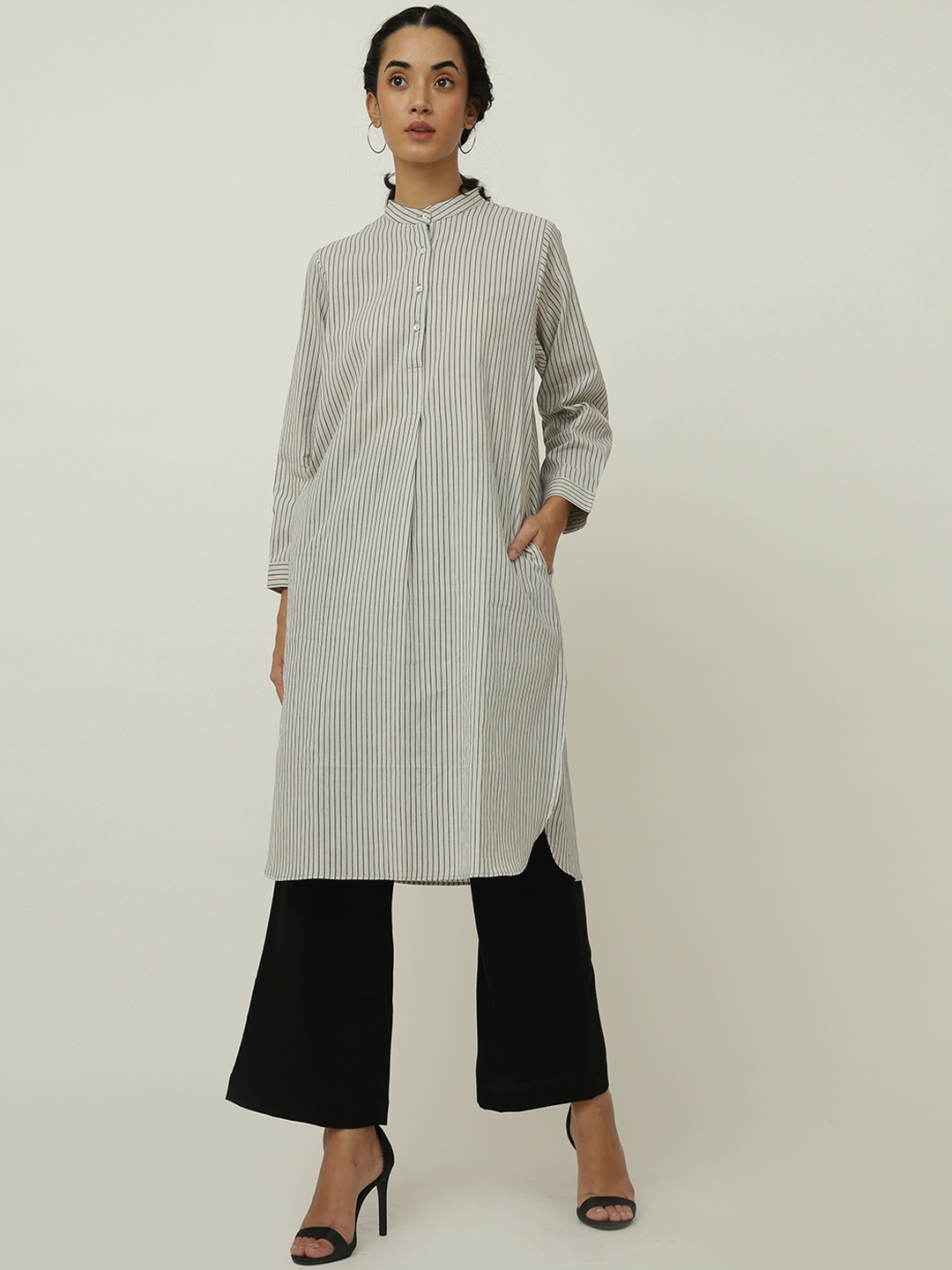 Saltpetre Striped Mandarin Collar Long Sleeves Organic Cotton Tunic & Trousers, Cream
Saltpetre Striped Mandarin Collar Long Sleeves Organic Cotton Tunic & Trousers, Cream