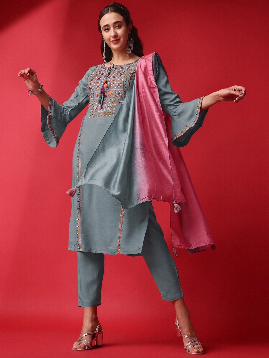 KALINI Thread Work Round Neck Bell Sleeves Yoke Design Kurti With Pant & Dupatta, Grey
KALINI Thread Work Round Neck Bell Sleeves Yoke Design Kurti With Pant & Dupatta, Grey
