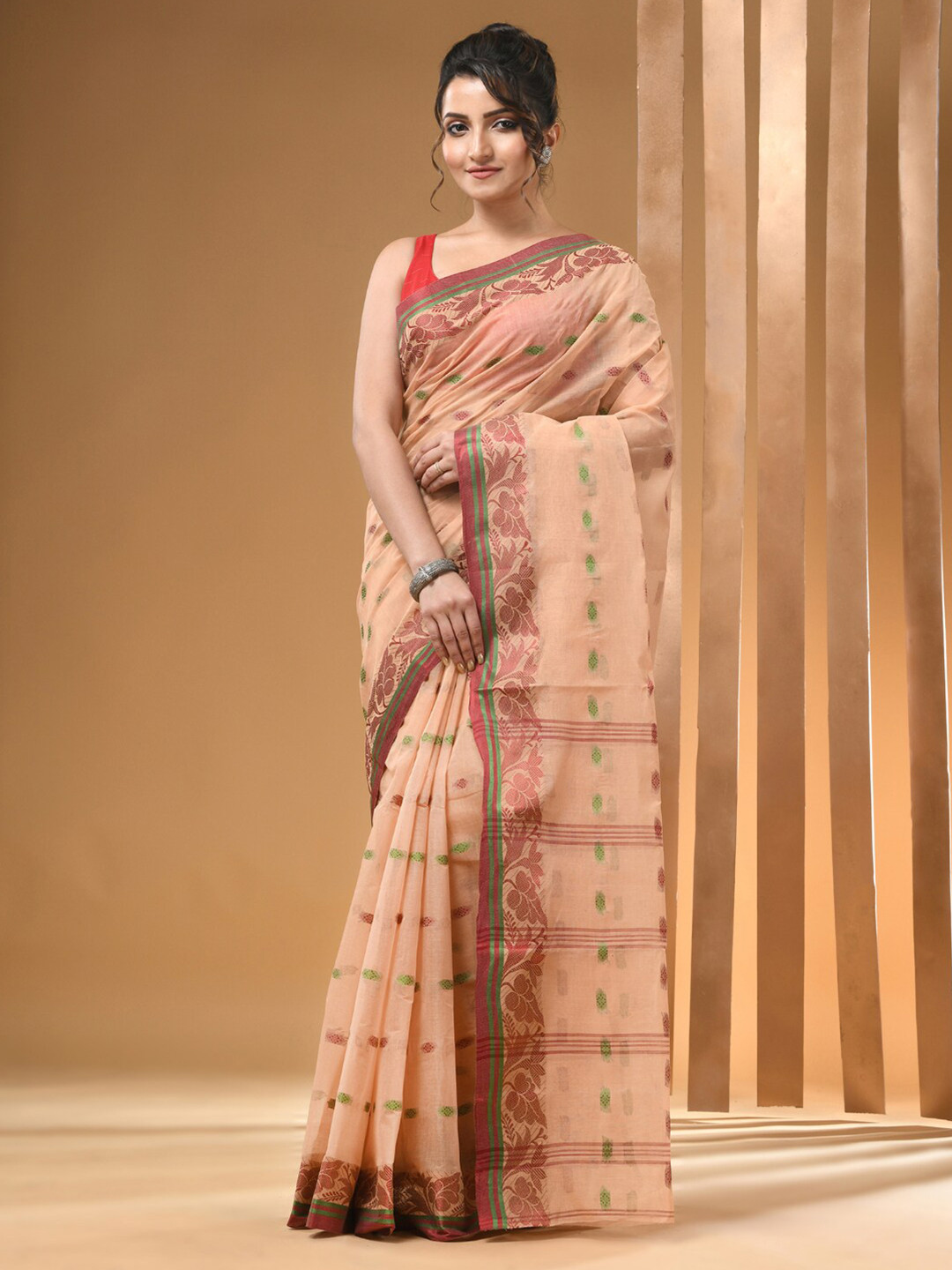 Arhi Ethnic Woven Design Pure Cotton Taant Saree, Cream 
Arhi Ethnic Woven Design Pure Cotton Taant Saree, Cream