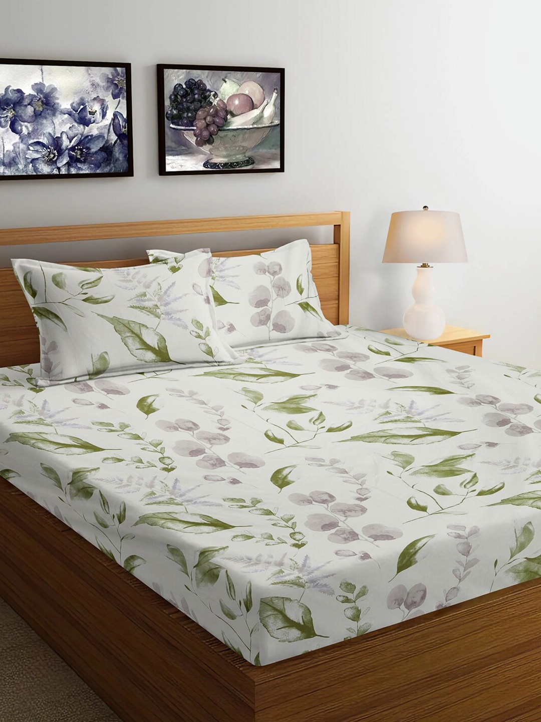 Arrabi Cream Coloured & Green Floral Printed 300 TC King Bedsheet with 2 Pillow Covers
Arrabi Cream Coloured & Green Floral Printed 300 TC King Bedsheet with 2 Pillow Covers