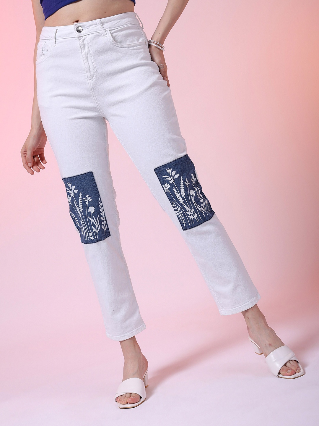 Freehand by The Indian Garage Co Women Skinny Fit Mid-Rise Stretchable Cropped Jeans, White
Freehand by The Indian Garage Co Women Skinny Fit Mid-Rise Stretchable Cropped Jeans, White