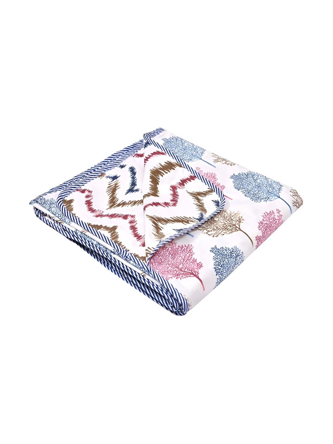 Jinaya's Blue and White Printed Floral Mild Winter 210 GSM Reversible Single Bed Dohar
Jinaya's Blue and White Printed Floral Mild Winter 210 GSM Reversible Single Bed Dohar
