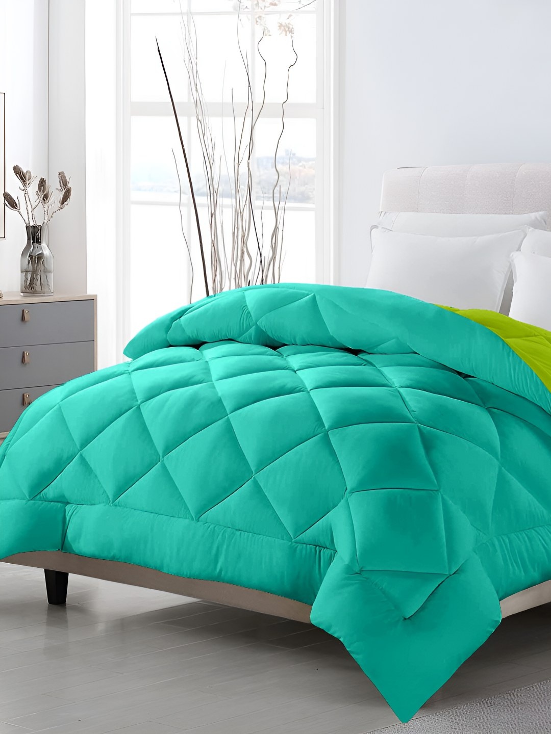Jinaya's Sea Green & Green Quilted Heavy Winter 210 GSM Double Bed Reversible Comforter
Jinaya's Sea Green & Green Quilted Heavy Winter 210 GSM Double Bed Reversible Comforter