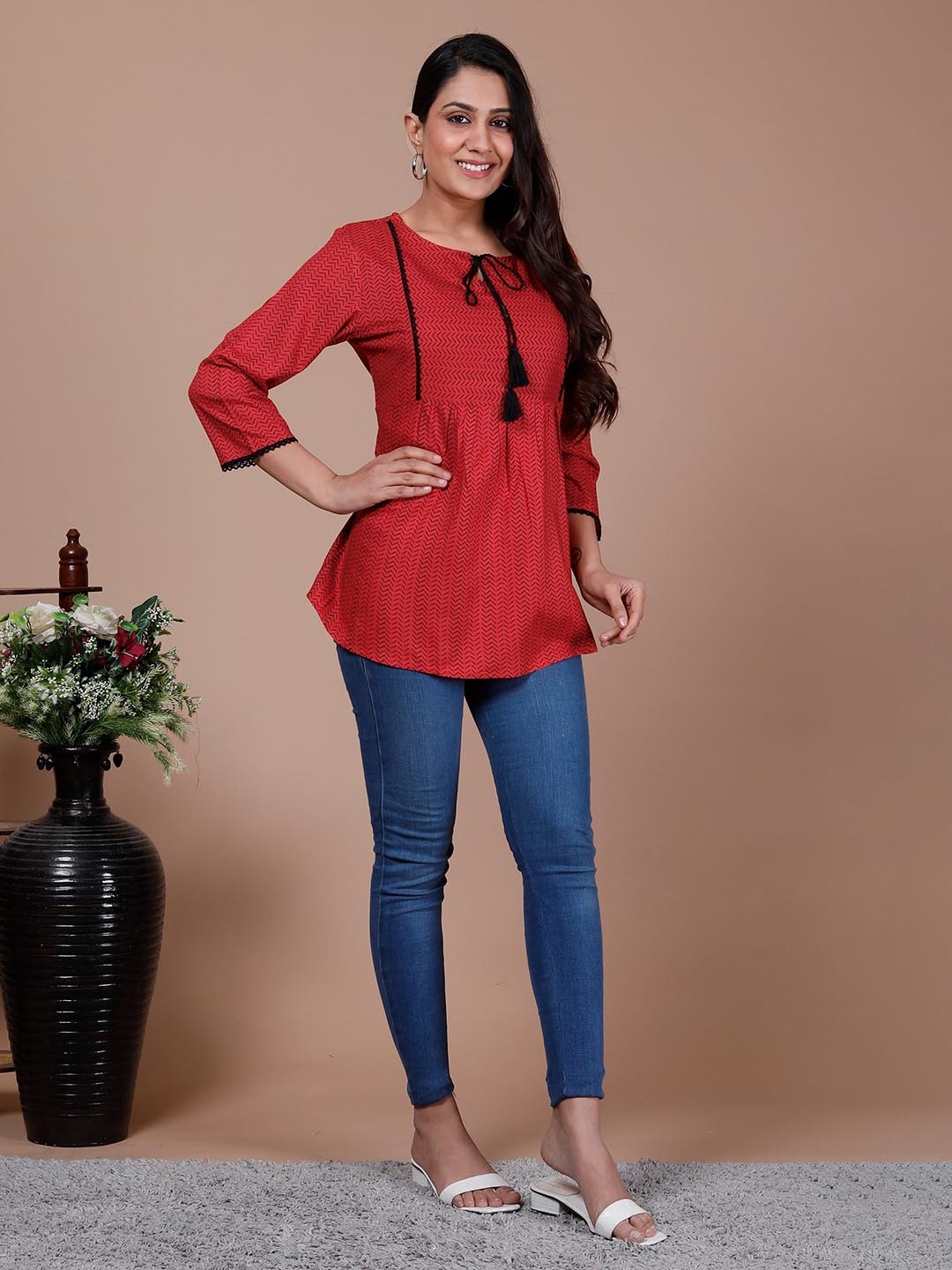 BAESD Geometric Printed Tie-Up Neck Three-Quarter Sleeves Cotton Empire Casual Top, Red
BAESD Geometric Printed Tie-Up Neck Three-Quarter Sleeves Cotton Empire Casual Top, Red