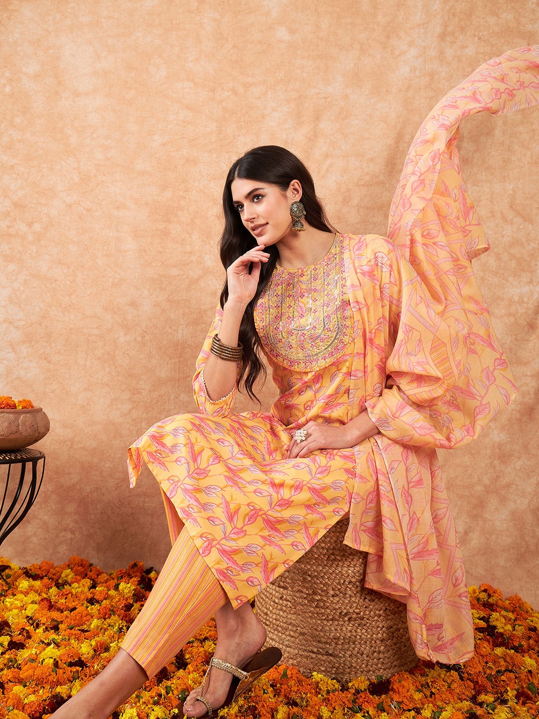 Indo Era Floral Embroidered Regular Pure Cotton Kurta with Trousers & With Dupatta, Yellow
Indo Era Floral Embroidered Regular Pure Cotton Kurta with Trousers & With Dupatta, Yellow
