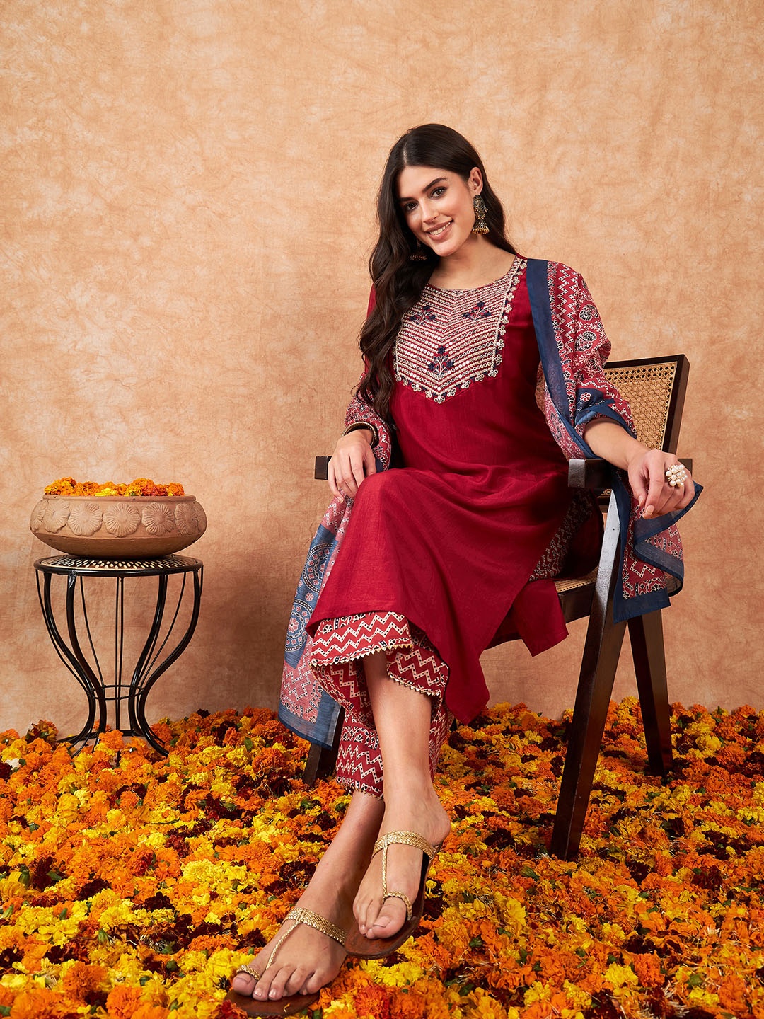 Indo Era Floral Embroidered Round Neck Sequinned Kurta with Palazzos & With Dupatta, Beige
Indo Era Floral Embroidered Round Neck Sequinned Kurta with Palazzos & With Dupatta, Beige