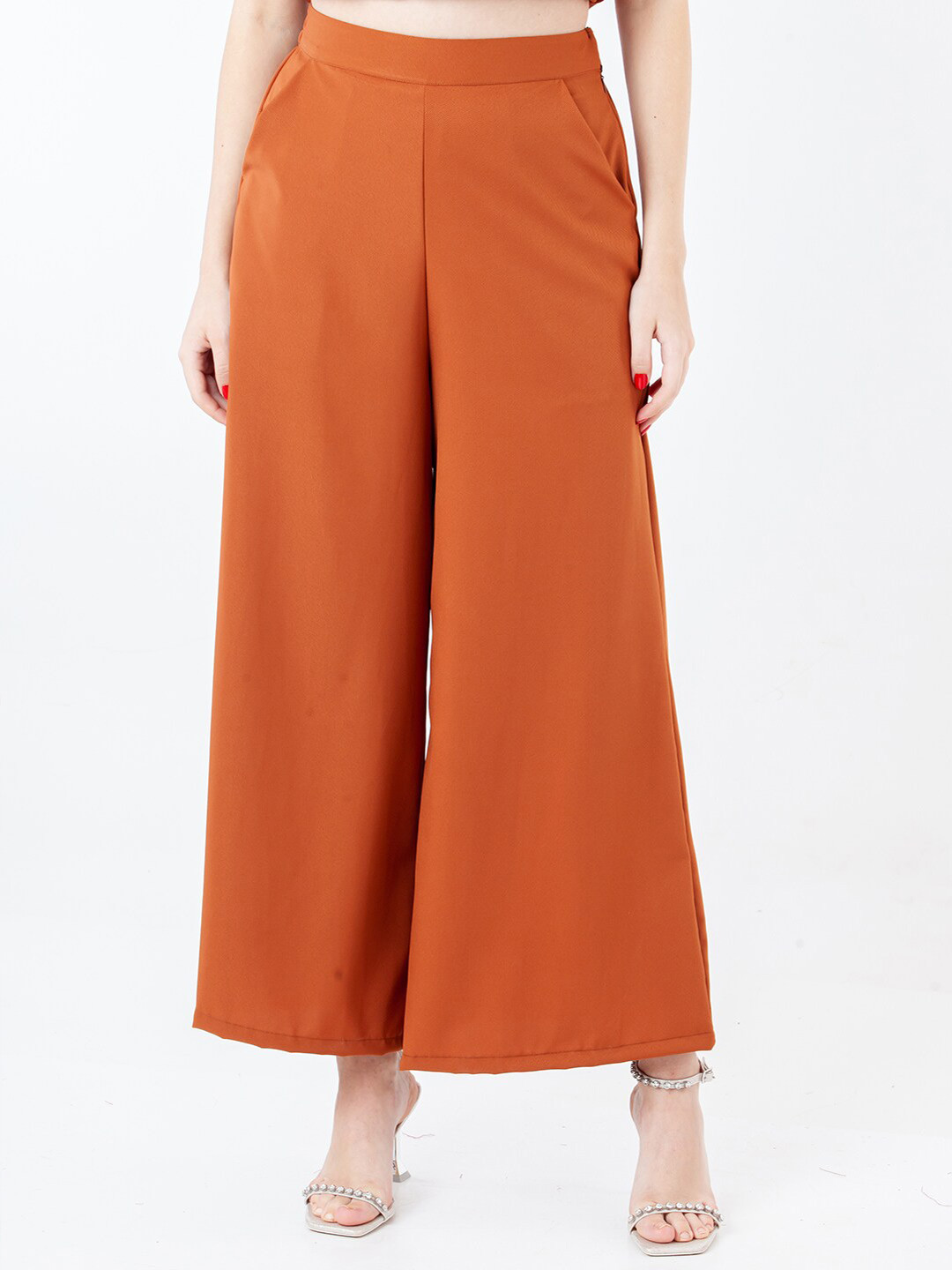 Zink London Women High-Rise Parallel Trouser, Brown
Zink London Women High-Rise Parallel Trouser, Brown