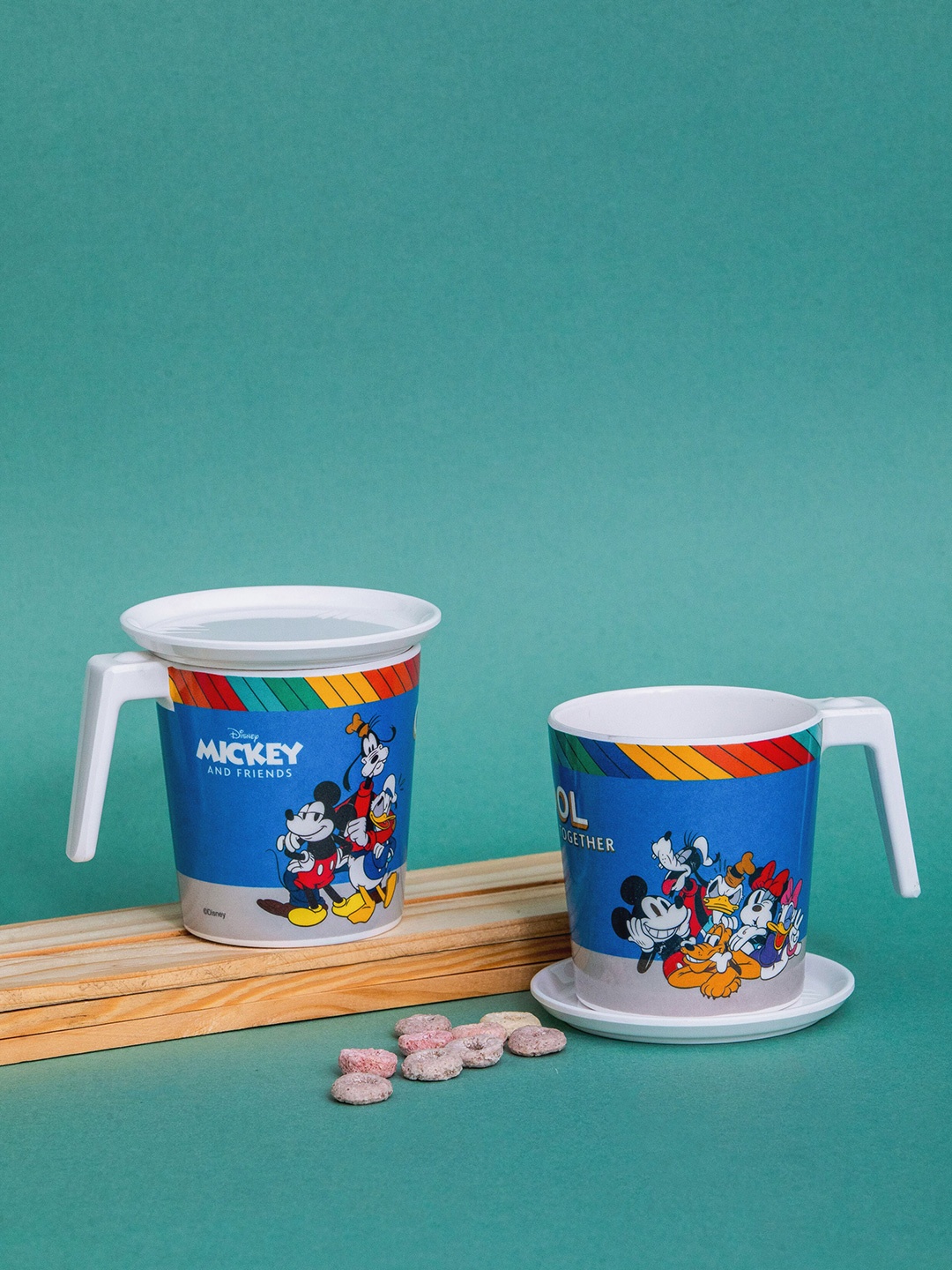 Servewell Blue & White 4 Pieces Dishwasher Safe Printed Glossy Mugs With Coasters 320 ml
Servewell Blue & White 4 Pieces Dishwasher Safe Printed Glossy Mugs With Coasters 320 ml