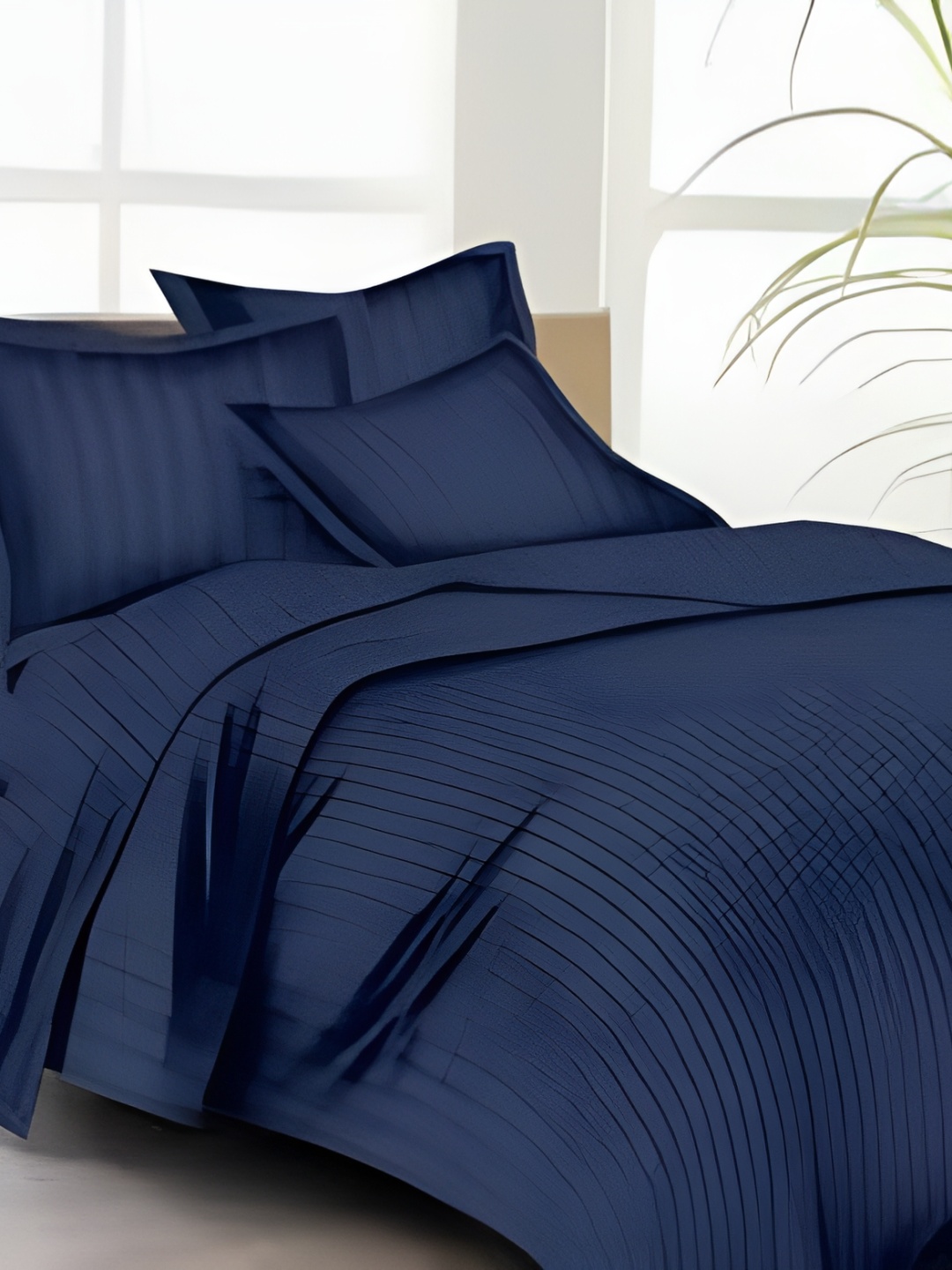 Bedbathandbliss Navy Blur Striped 300 TC King Bedsheet with 2 Pillow Covers, Navy blue
Bedbathandbliss Navy Blur Striped 300 TC King Bedsheet with 2 Pillow Covers, Navy blue
