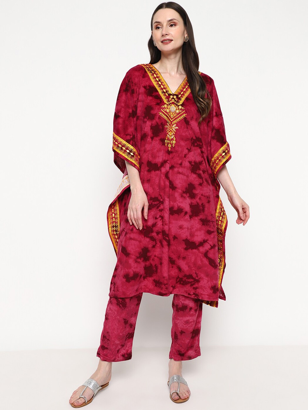 Be Indi Velvet Tie & Dye Embroidered V- Neck Kaftan Kurta With Trouser, Fuchsia
Be Indi Velvet Tie & Dye Embroidered V- Neck Kaftan Kurta With Trouser, Fuchsia